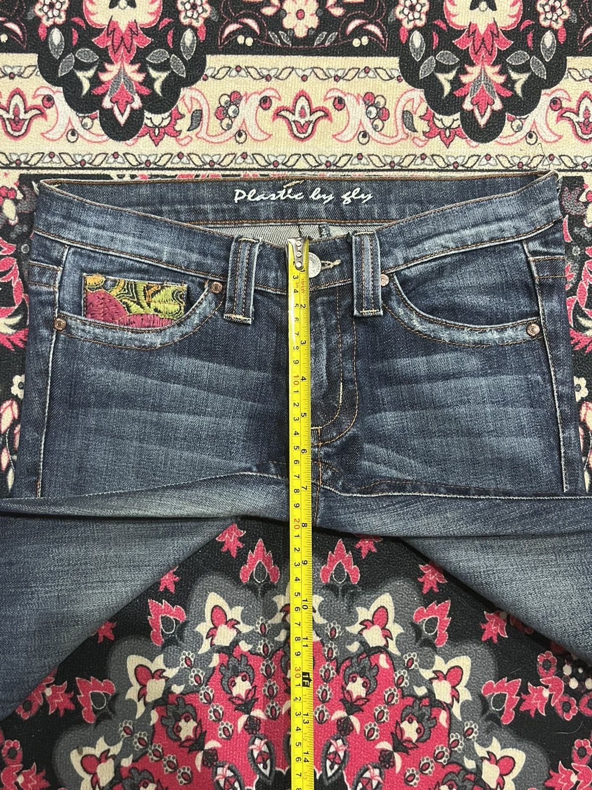 If Six Was Nine ⚡️Flare⚡️Plastic By Gly Floral Embroidered Pocket Blue Jeans Size 29" - 13 Thumbnail