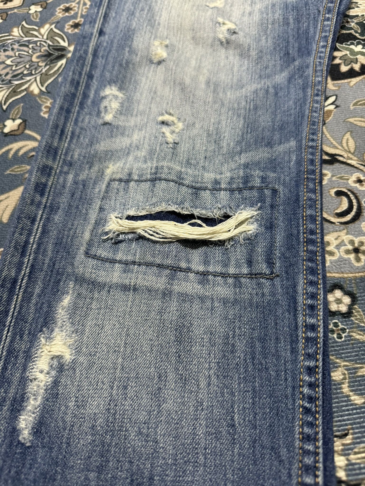 20471120 × Beauty Beast × Boycott Japanese Brand Boycott Distressed Denim Jeans Size US 32 / EU 48 - 6 Thumbnail