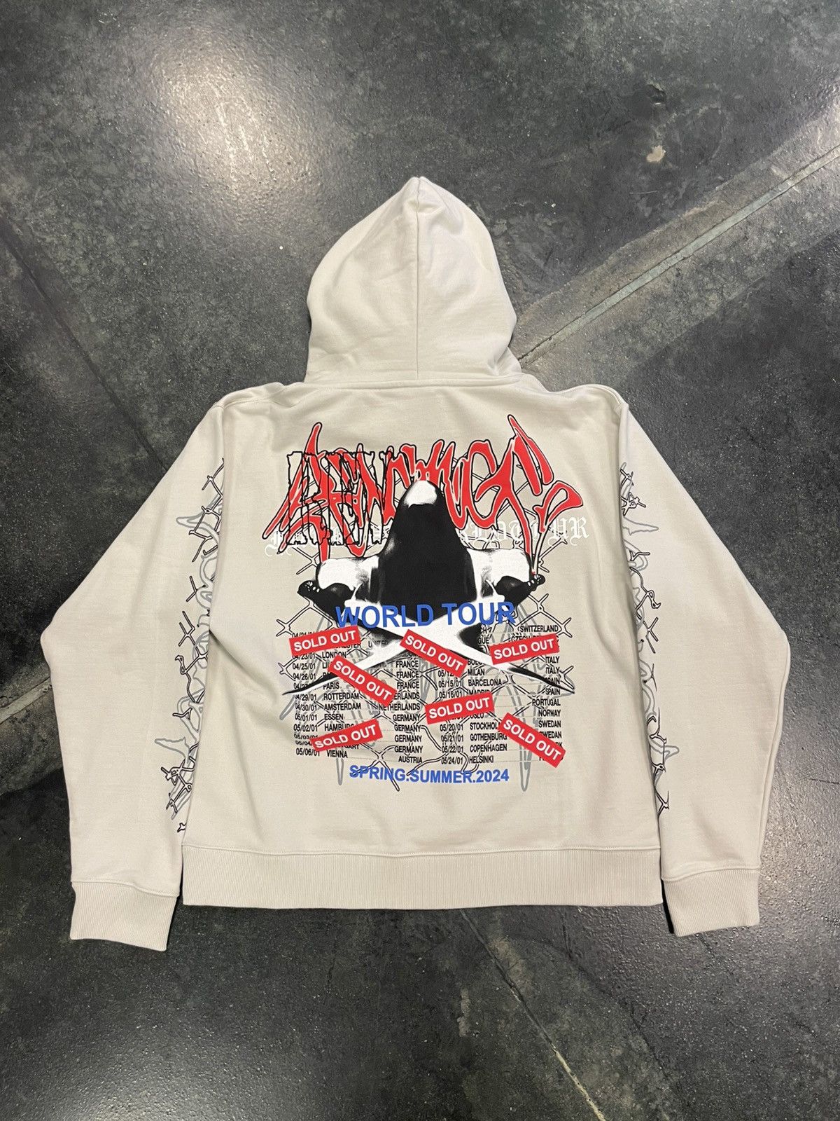 Revenge Revenge Size US XXL / EU 58 / 5 - 2 Thumbnail
