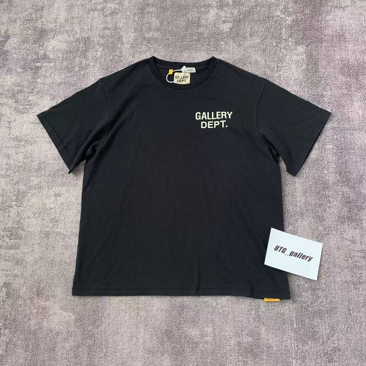 Gallery Dept. Gallery Dept. Logo T-shirt *M Size US M / EU 48-50 / 2 - 2 Thumbnail