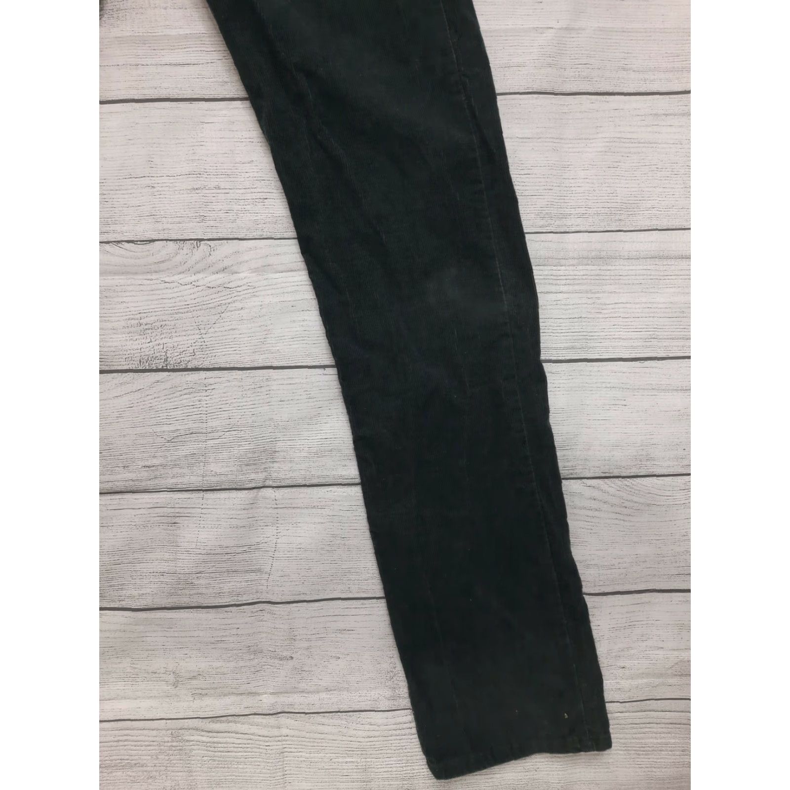 Levi's VINTAGE Levi's Corduroy Pants Shirt? Women 29 Waist 31 Inseam High Rise Green 70s Levi's Corduroy Bootcut Pants 8 29x31 Size 29" - 6 Thumbnail