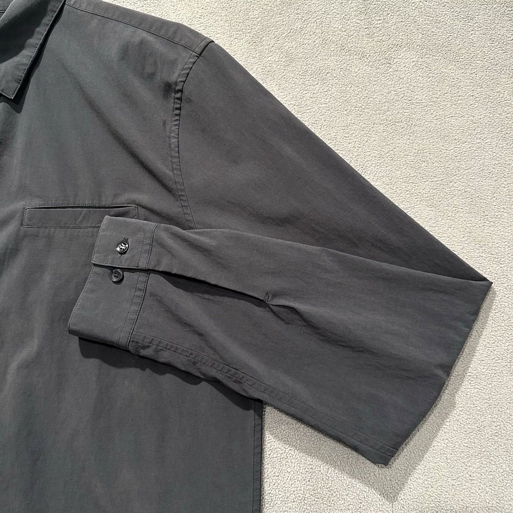 Lululemon Lululemon Button-Up Shirt Mens Large Black Off The Chain GUC Long Sleeve Slim Casual Business Size US L / EU 52-54 / 3 - 4 Thumbnail