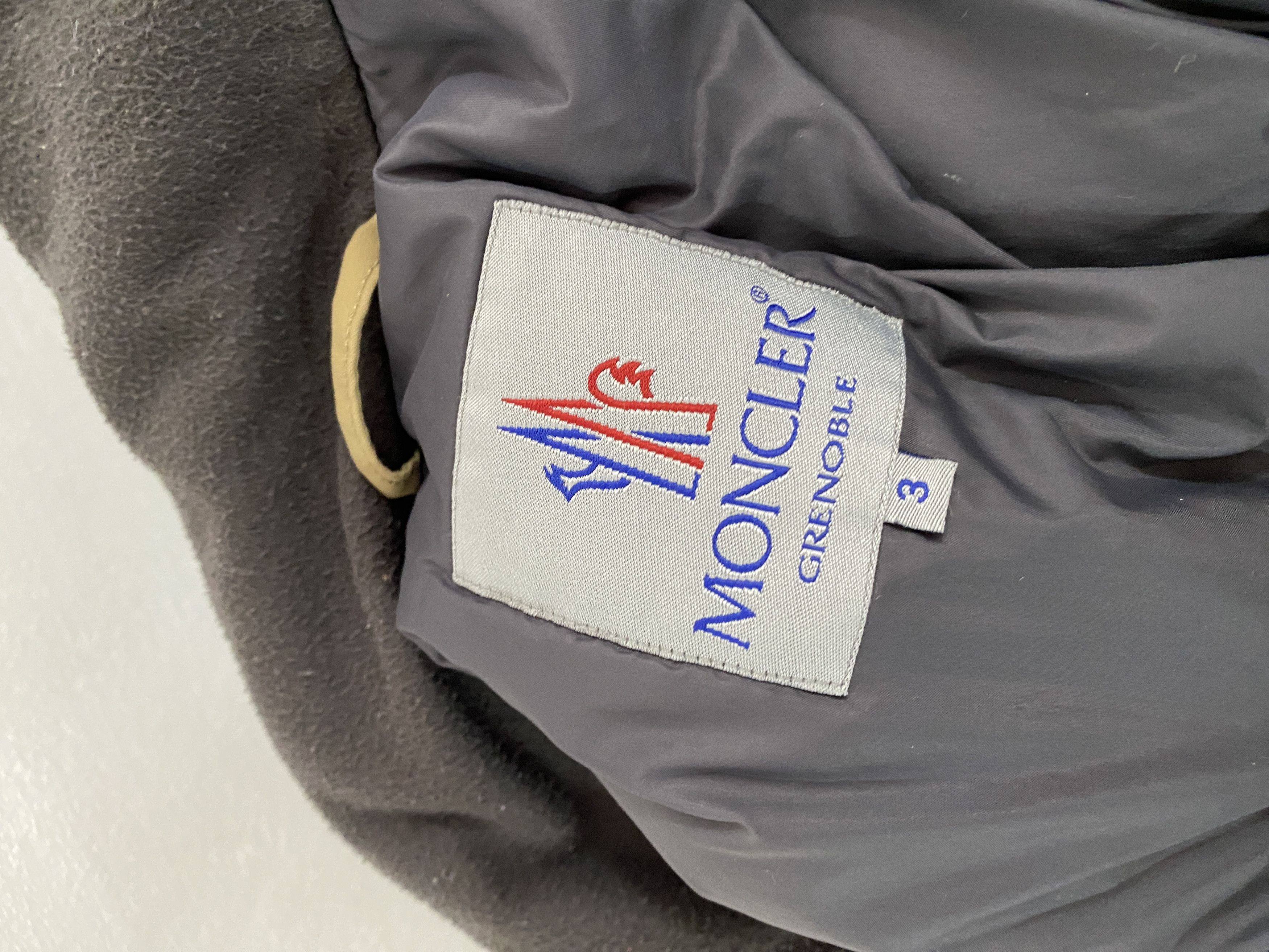 Moncler Limited Moncler Grenoble Recco Thermore Insulated Size 3 L Size US L / EU 52-54 / 3 - 23 Thumbnail