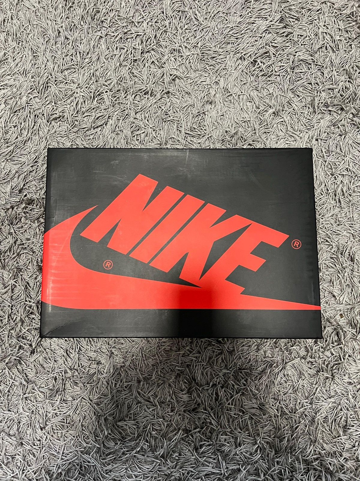 Nike Jordan 1 retro high Bloodline Size US 9 / EU 42 - 15 Thumbnail