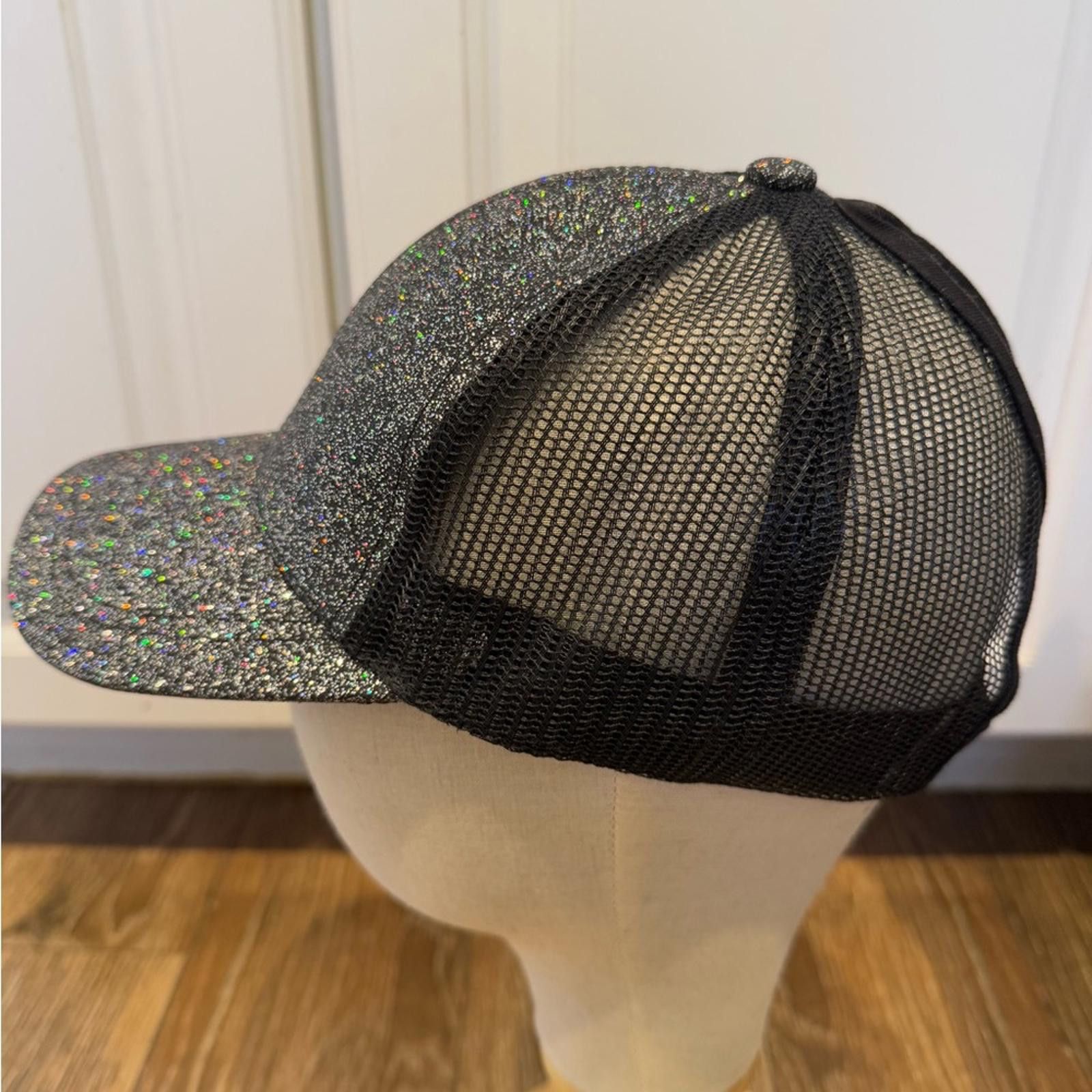 Other Silver Glittery snap back hat black trim and mesh Size ONE SIZE - 3 Thumbnail