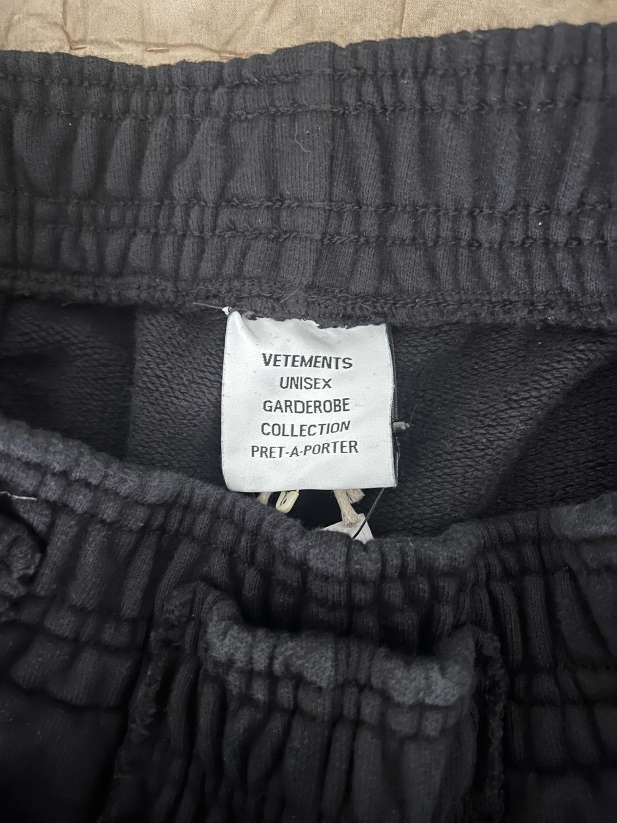 Vetements Vetements Wide-Leg Panelled Cotton-Blend Jersey Sweatpants Size US 31 - 4 Thumbnail
