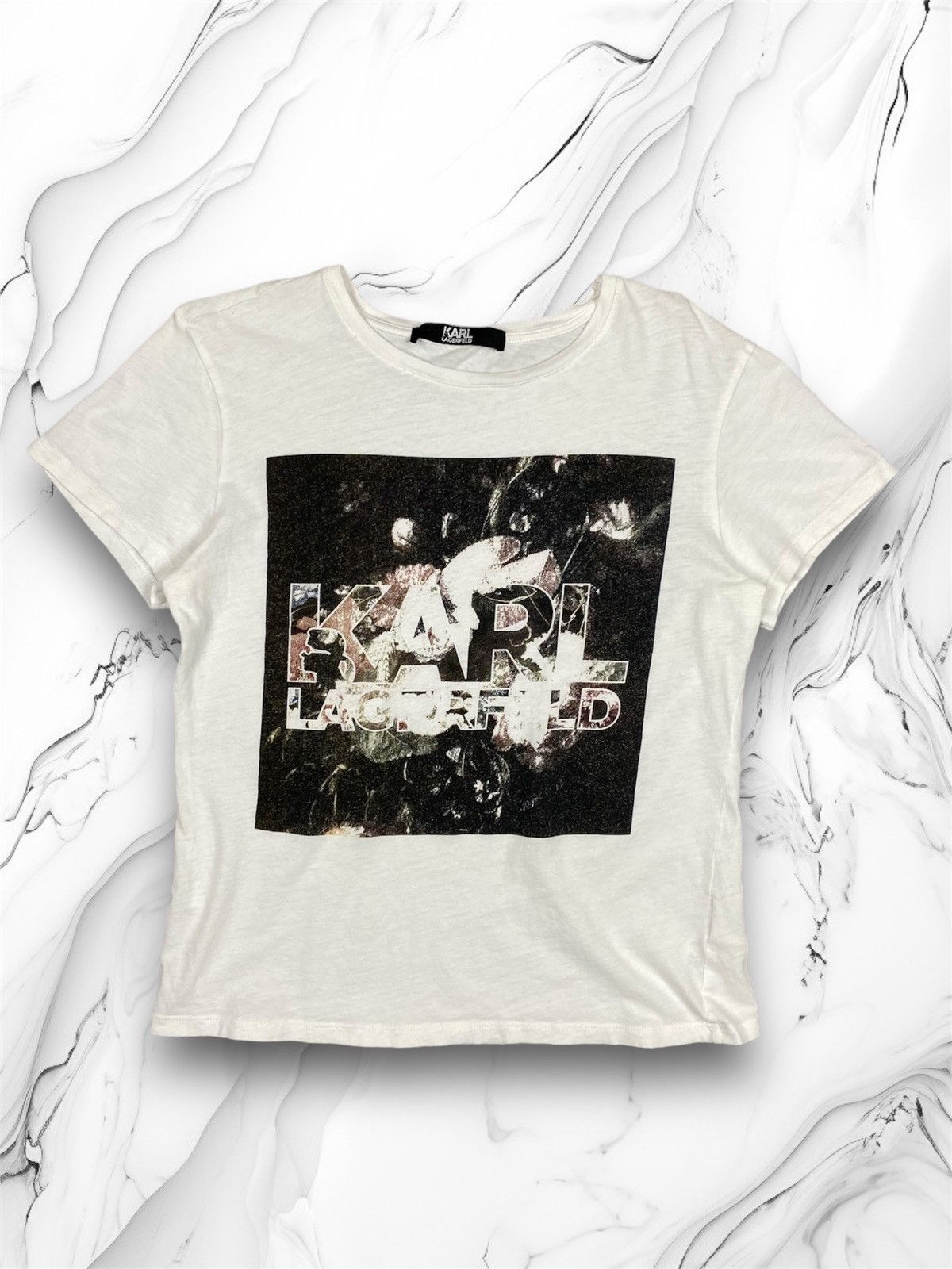 Designer × Karl Lagerfeld Karl Lagerfeld Luxury Designer Big Logo Tee T Shirt Size M / US 6-8 / IT 42-44 - 1 Thumbnail