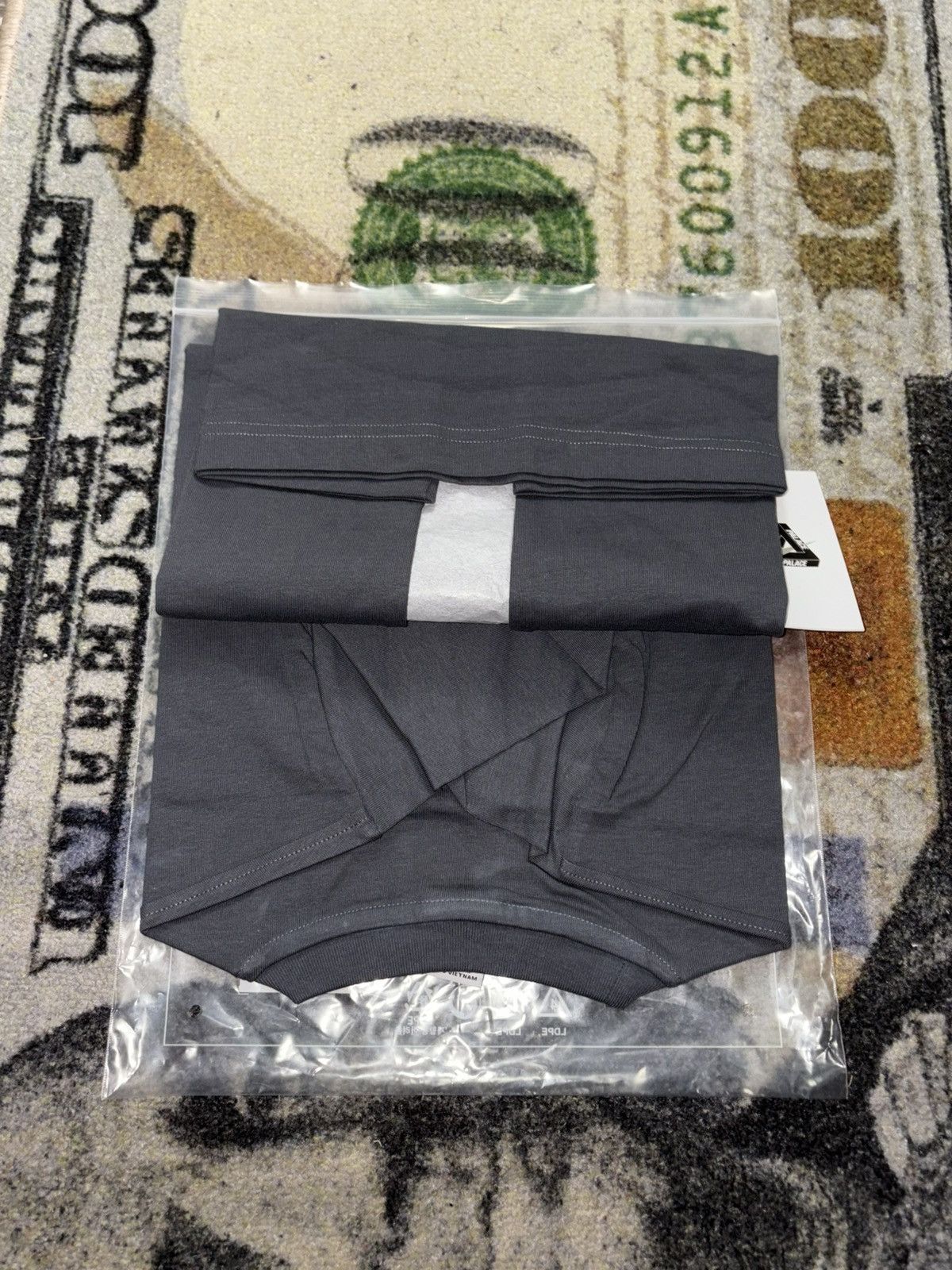 Palace Palace x Nike Font Swoosh T-Shirt Charcoal Size US S / EU 44-46 / 1 - 3 Thumbnail