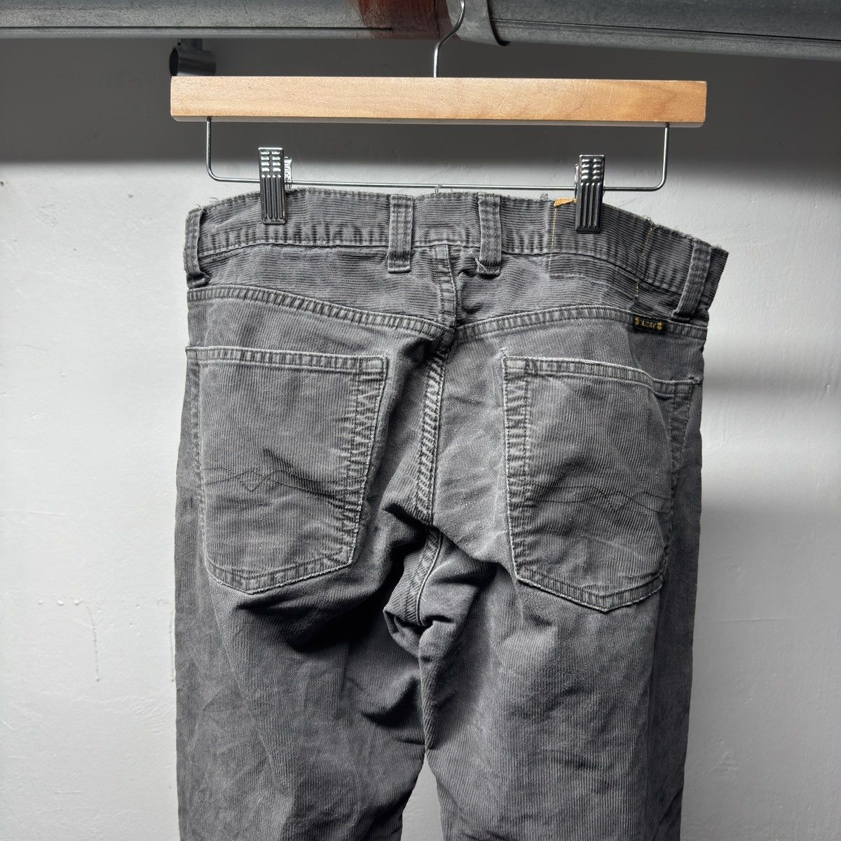Vintage Low Rise Thrashed Faded Distressed Corduroy Pants ERD Grunge Size US 32 / EU 48 - 6 Thumbnail