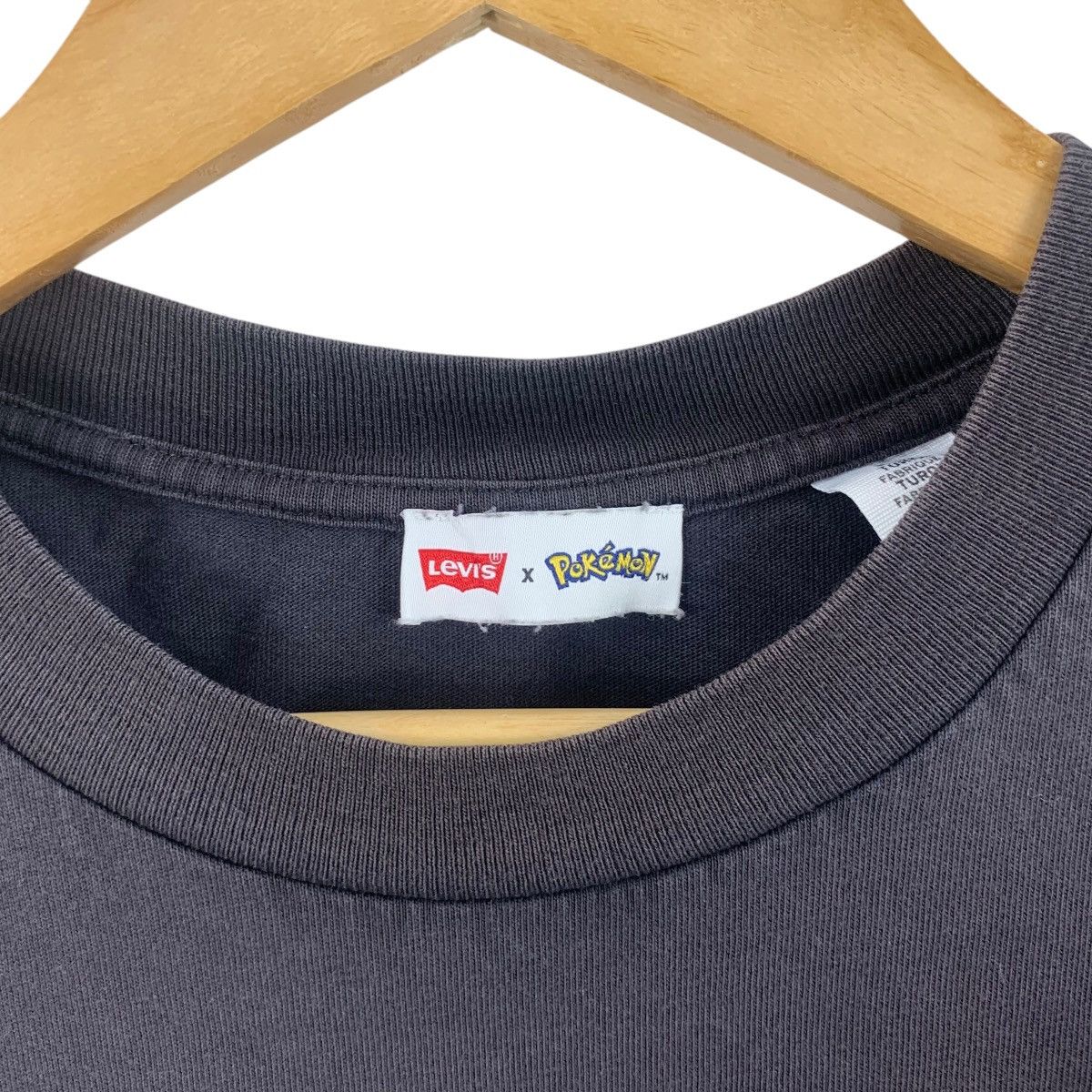 Levi's POKEMON x LEVIS NINTENDO 2020 Collection Anime Tee Shirt Top Size US M / EU 48-50 / 2 - 6 Thumbnail