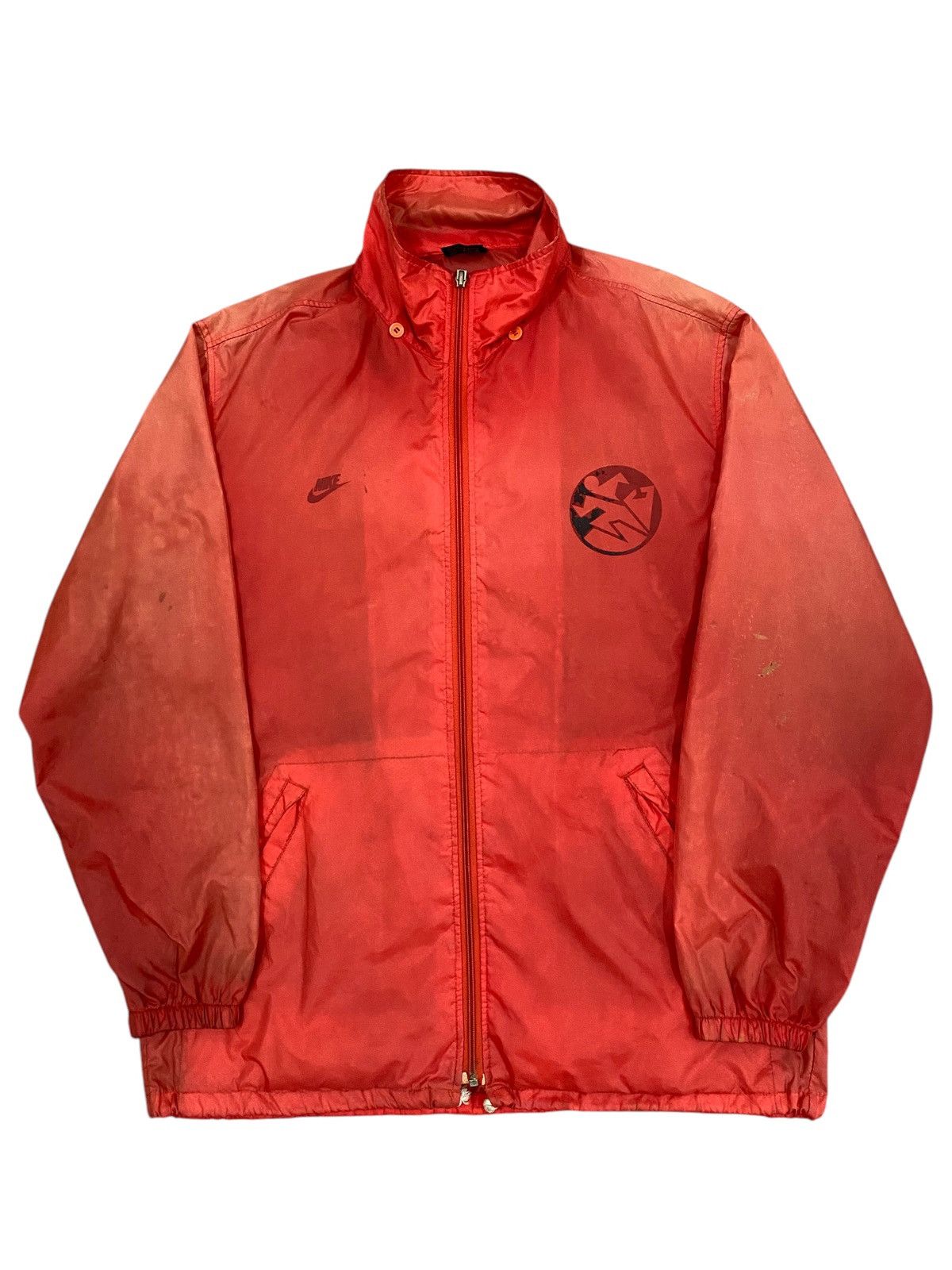 Vintage Vintage Nike Red Windbreaker Jacket - Made in Japan Size US L / EU 52-54 / 3 - 1 Thumbnail