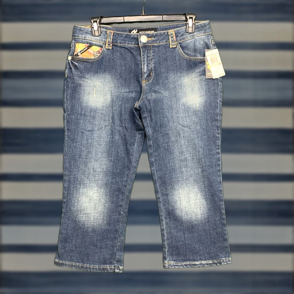 Rocawear Rocawear Jeans Capri Womens 13 Classic Denim Dark Wash Pockets NWT Size 34" / US 12 / IT 48 - 1 Thumbnail
