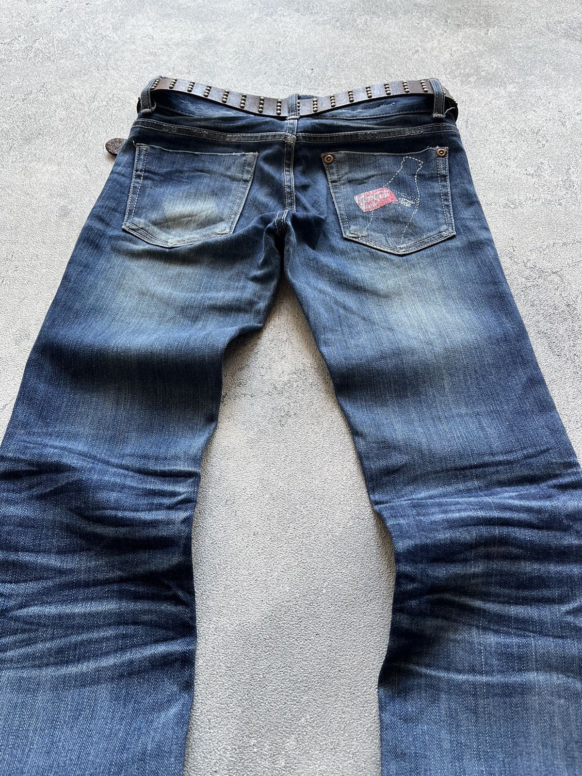 Tornado Mart 2000s LOOK AT ME COCA COLA FADED FLARE JEAN Size US 28 / EU 44 - 8 Thumbnail