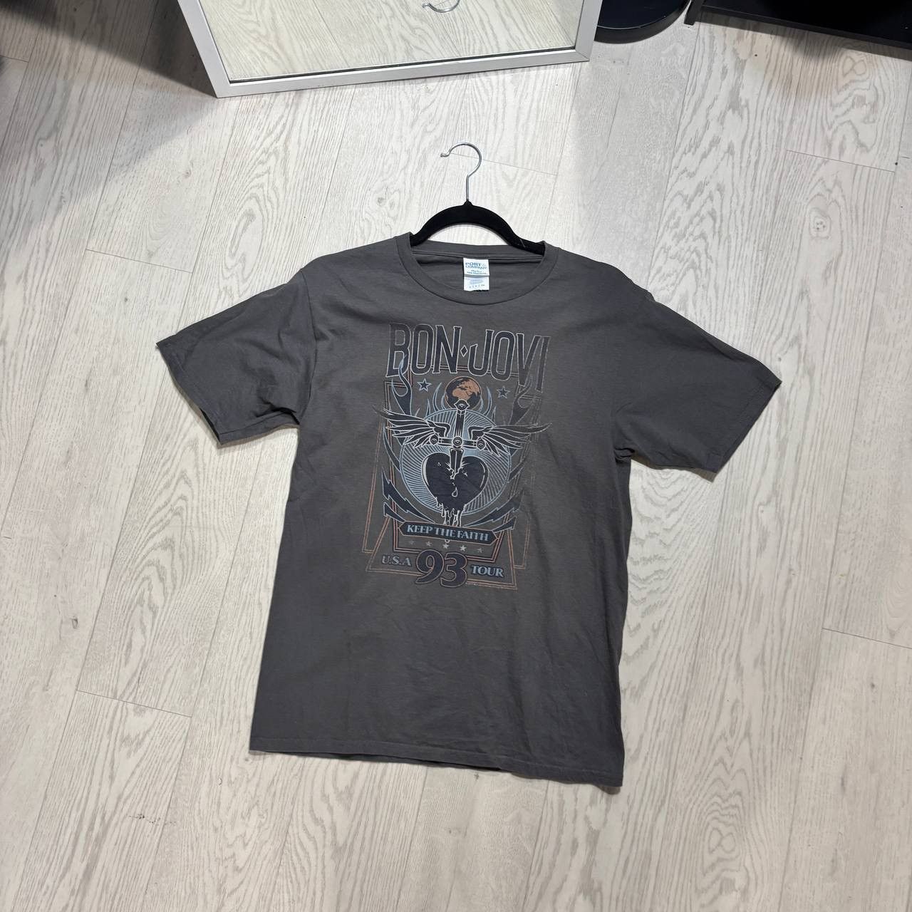 Band Tees Bon Jovi T-shirt Size:S Size US S / EU 44-46 / 1 - 1 Thumbnail