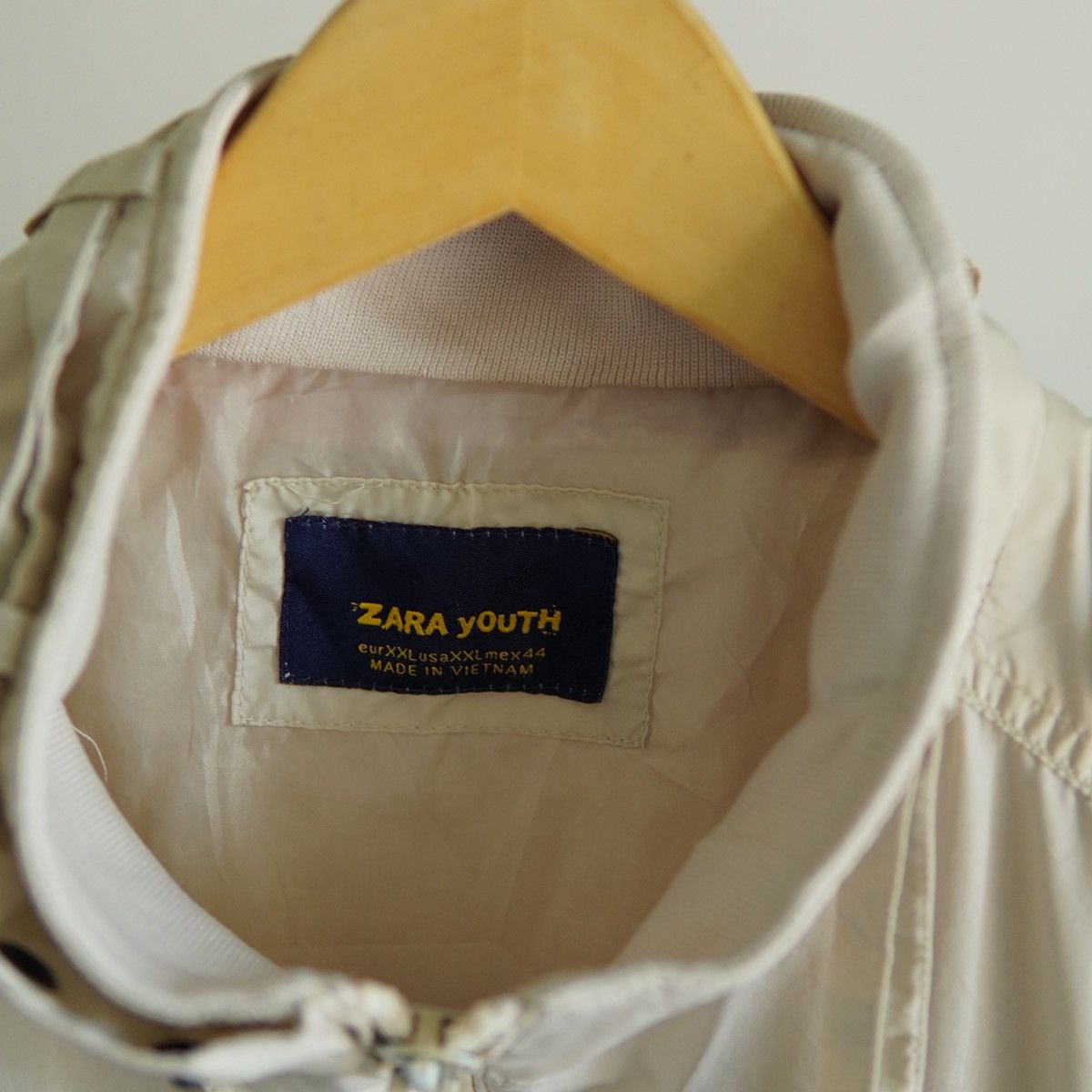 Hysteric Glamour Zara Youth Beige Utility Light Jacket Size US XL / EU 56 / 4 - 7 Thumbnail