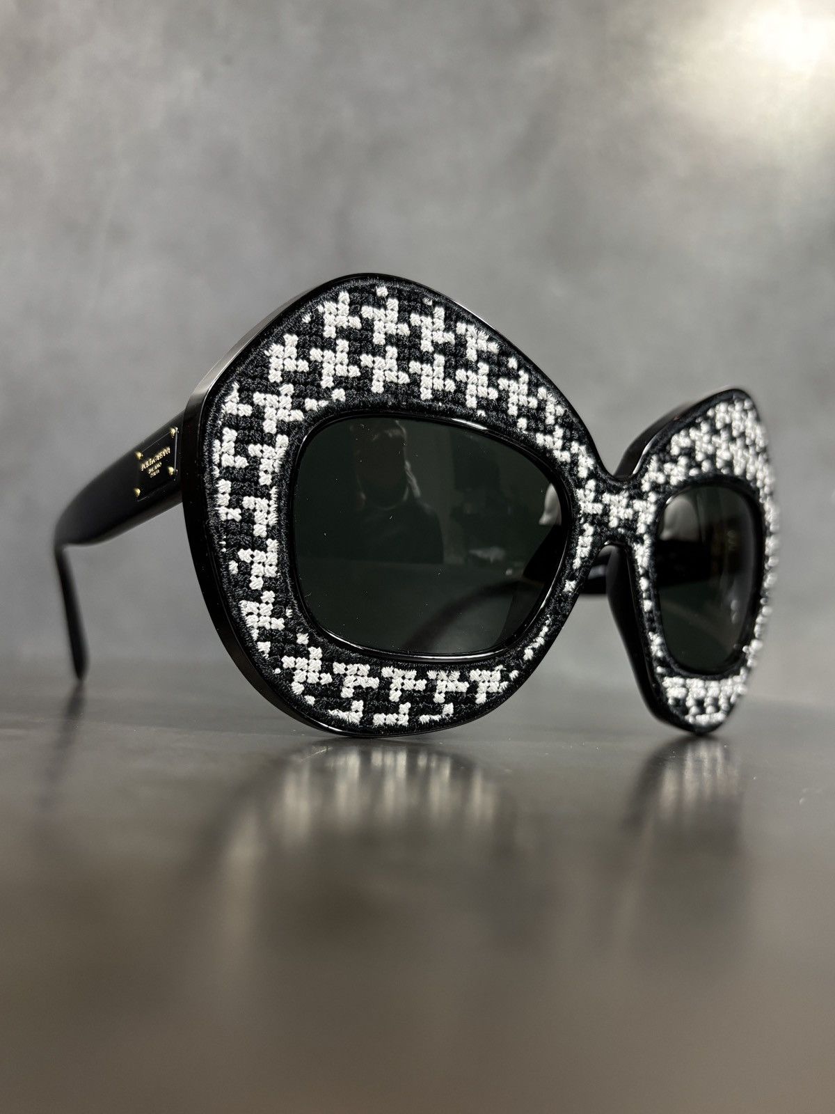 Dolce & Gabbana F/W 2016 Dolce & Gabbana Limited Sunglasses Houndstooth Pied Size ONE SIZE - 19 Thumbnail