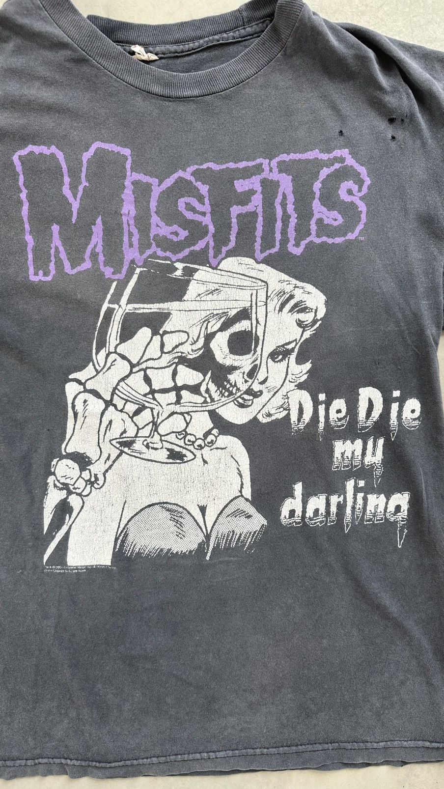 Band Tees VINTAGE 90S MISFITS DIE DIE MY DARLING DISTRESSED AND FADED Size US M / EU 48-50 / 2 - 2 Thumbnail