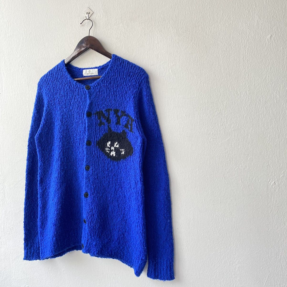 Ne-Net Ne-net by Issey Miyake Cat NYA Button Knitwear Size US XS / EU 42 / 0 - 3 Thumbnail