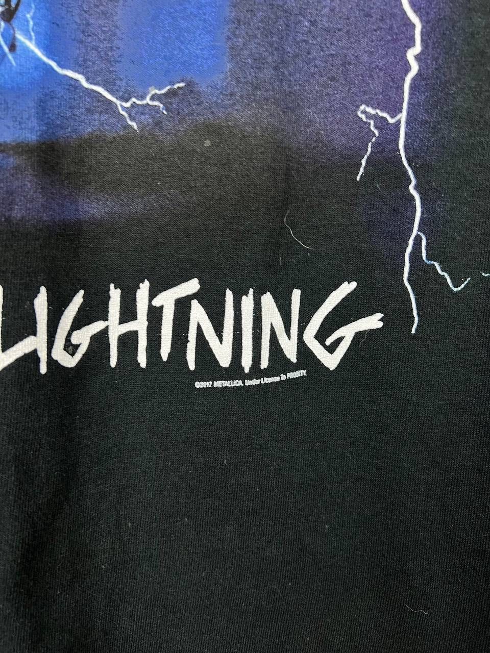 Metallica Metallica Ride The Lightning 2017 band t-shirts size M Size US M / EU 48-50 / 2 - 6 Thumbnail