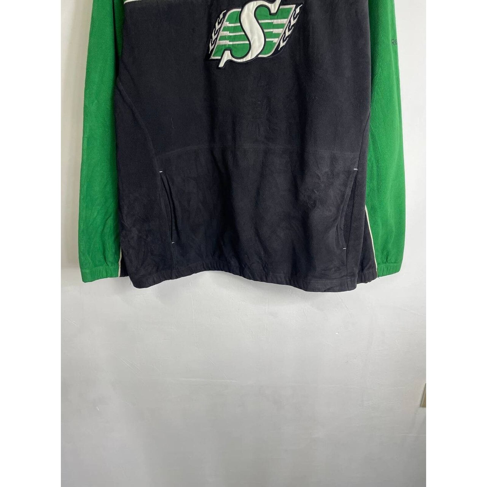 Reebok Vintage Reebok CFL Saskatchewan Roughriders Fleece Jacket XL Size US XL / EU 56 / 4 - 4 Thumbnail