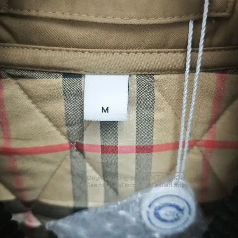 Burberry Burberry Quilted Short Jacket in Camel. Size M / US 6-8 / IT 42-44 - 2 Thumbnail