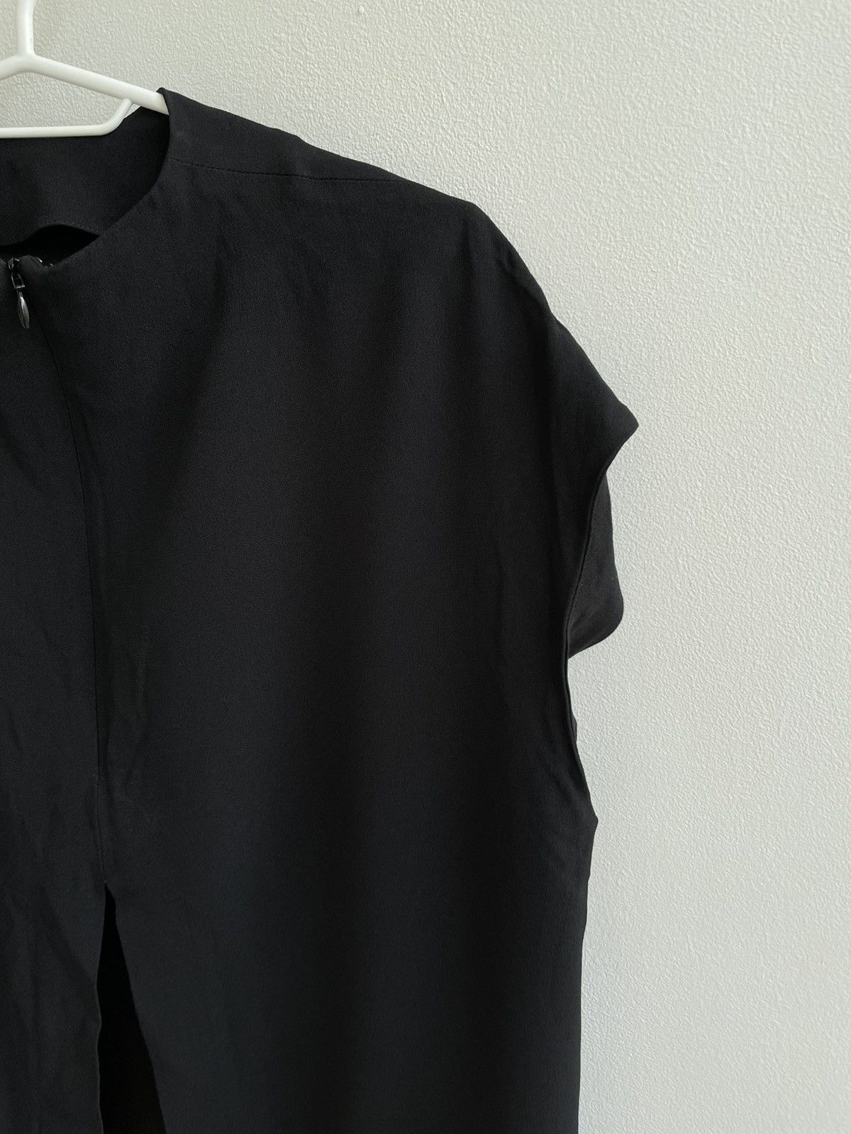 Haider Ackermann Haider Ackermann Blouse Sleeveless Top Vest Size XS / US 0-2 / IT 36-38 - 9 Thumbnail