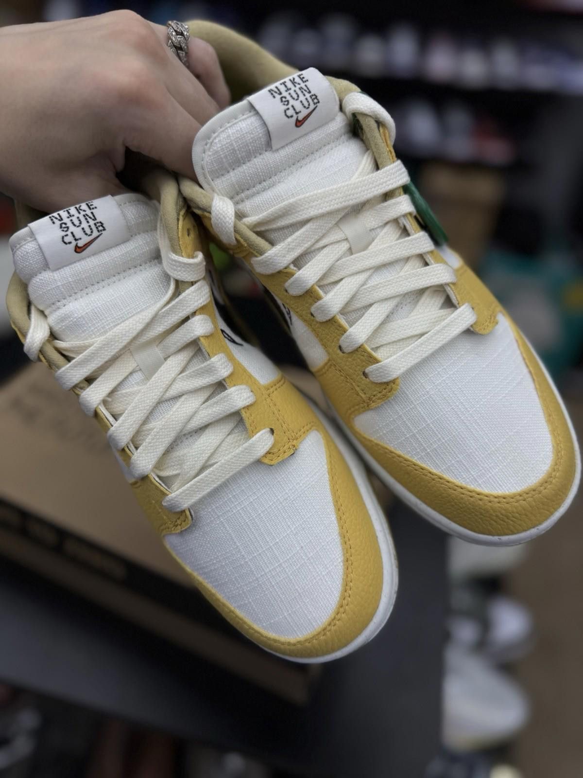 Nike DV1681-100 Nike Dunk Low Sun Club Sanded 9.5 Size US 9.5 / EU 42-43 - 12 Thumbnail