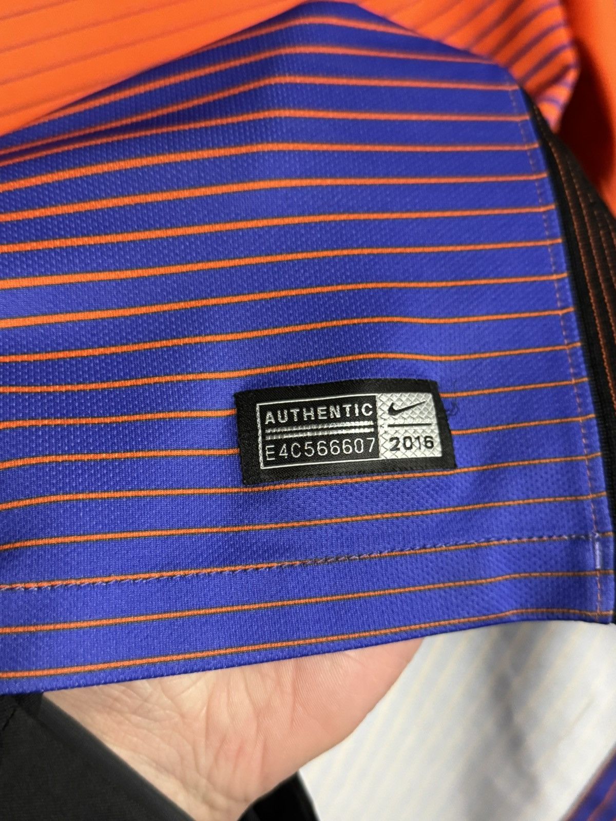 Nike Manchester City 16/17 Third Football Jersey Size US M / EU 48-50 / 2 - 4 Thumbnail