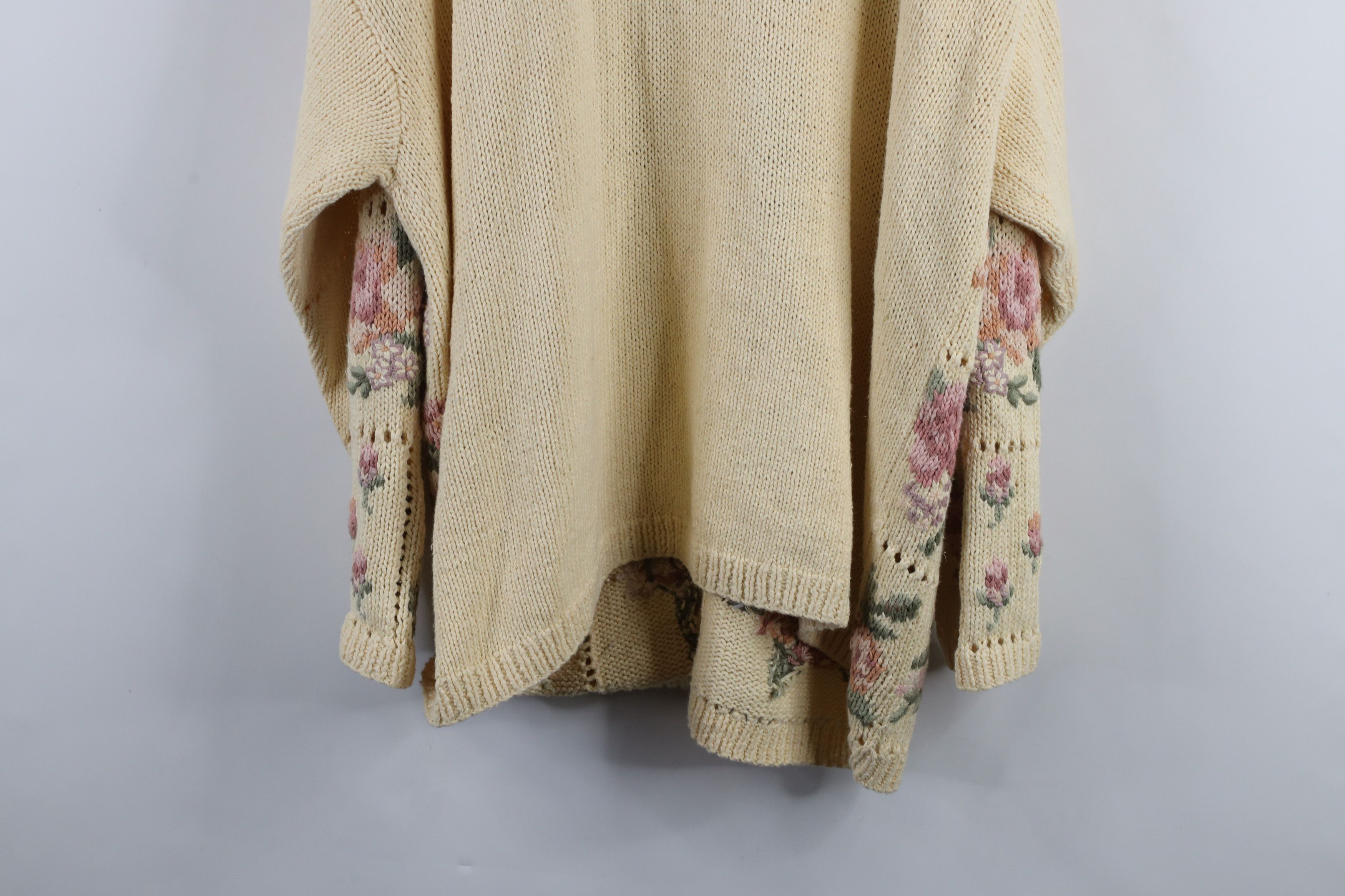 Vintage Vintage 90s Streetwear Flower Floral Button Cardigan Sweater Size XXL / US 16-18 / IT 52-54 - 12 Thumbnail