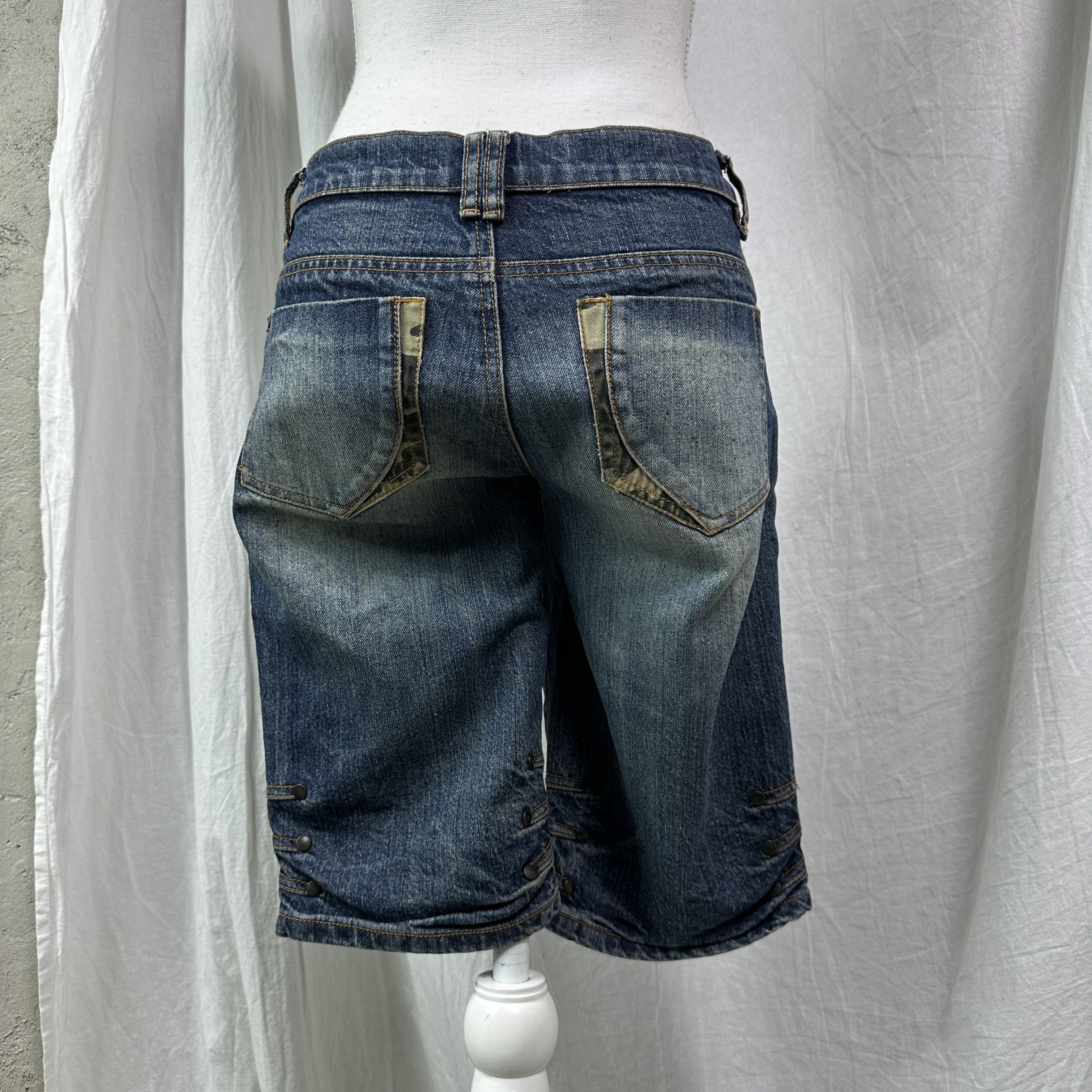 Vintage Vintage Denim Streetwear Skater Hip Hop Jeans Shorts Y2K Size US 31 - 6 Thumbnail
