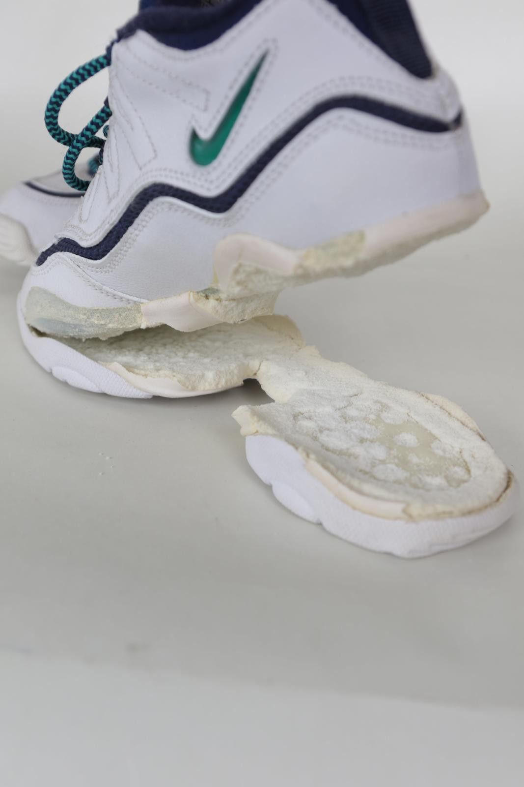 Nike 95' Nike Air Trainer Patrol High-Top Sneakers Size US 5 / IT 35 - 6 Thumbnail