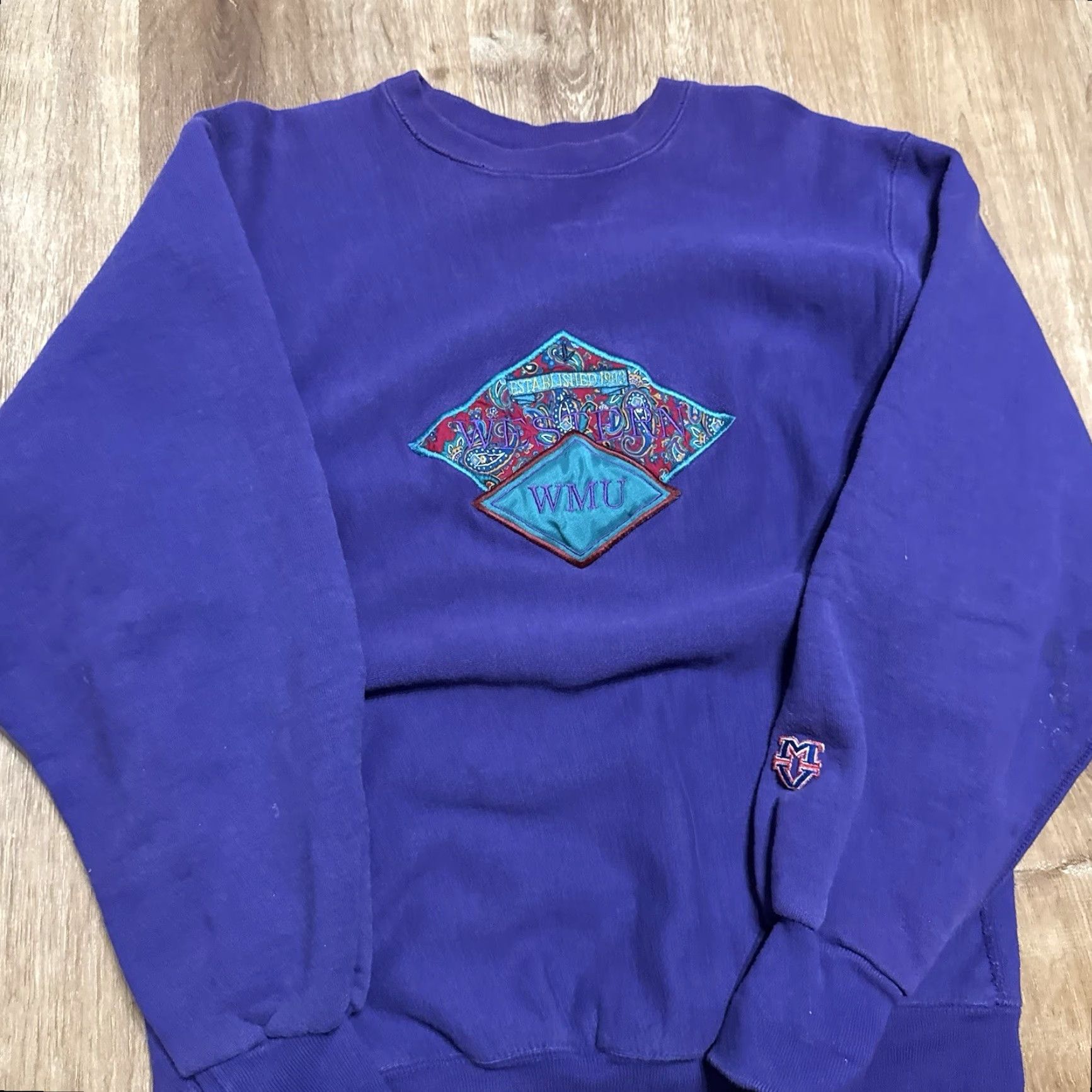 Vintage VINTAGE MV Sport Pro Weave WMU Western Michigan Crewneck Sweatshirt Mens L Purple 90s Sports University MV Sport Mens Large L Size US L / EU 52-54 / 3 - 4 Thumbnail