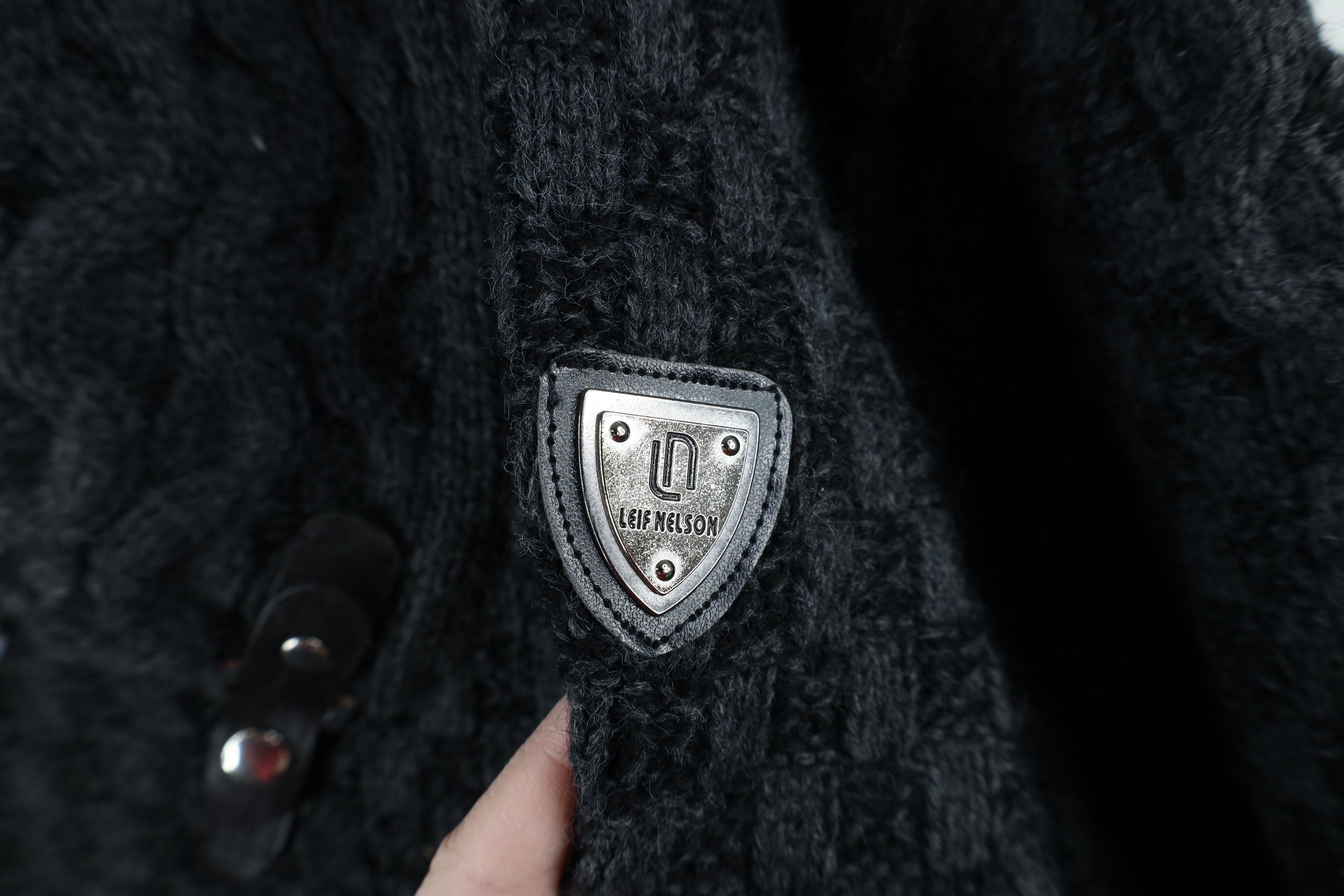 Vintage New Leif Nelson Strap Button Shawl Sweater Anthracite Black Size US XXL / EU 58 / 5 - 4 Thumbnail