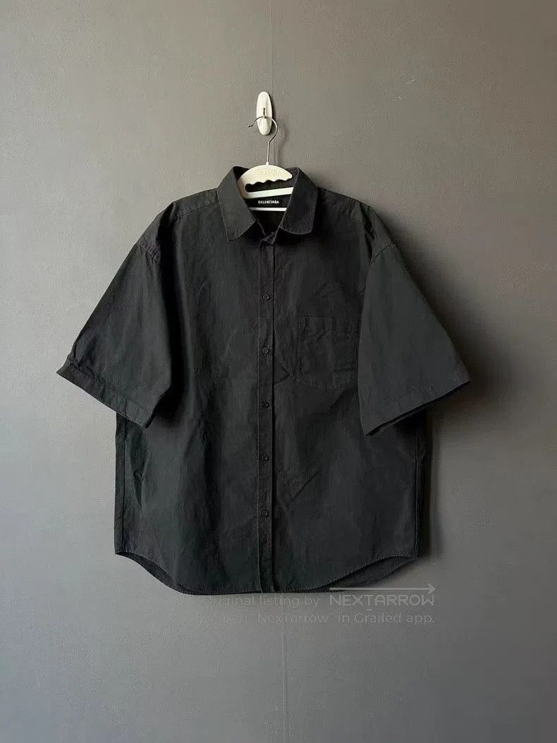 Balenciaga Balenciaga Seven Language Short Sleeve Shirt. Size US XXL / EU 58 / 5 - 1 Thumbnail