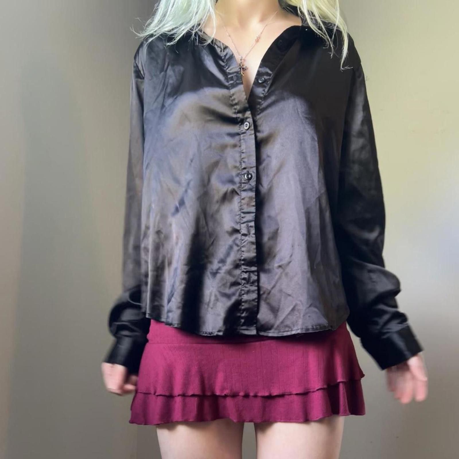 rue21 Black silky button up blouse Size M / US 6-8 / IT 42-44 - 1 Thumbnail
