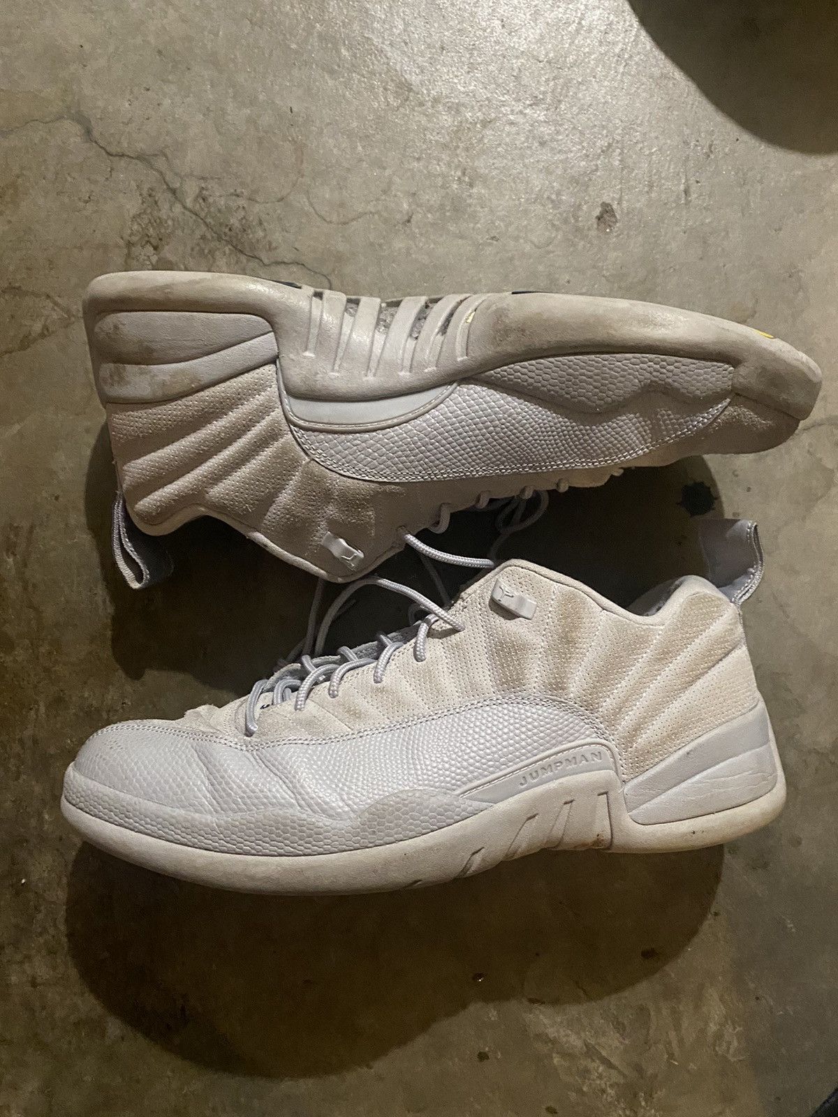 Jordan Brand × Nike Jordan 12 Low Wolf Grey Size US 12 / EU 45 - 2 Thumbnail