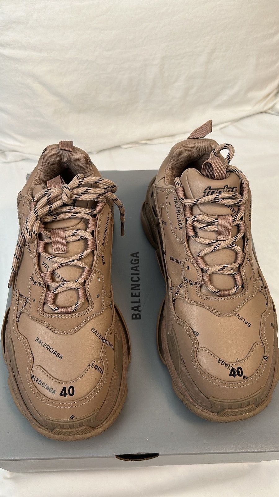 Balenciaga Triple S Size US 7.5 / EU 40-41 - 2 Thumbnail
