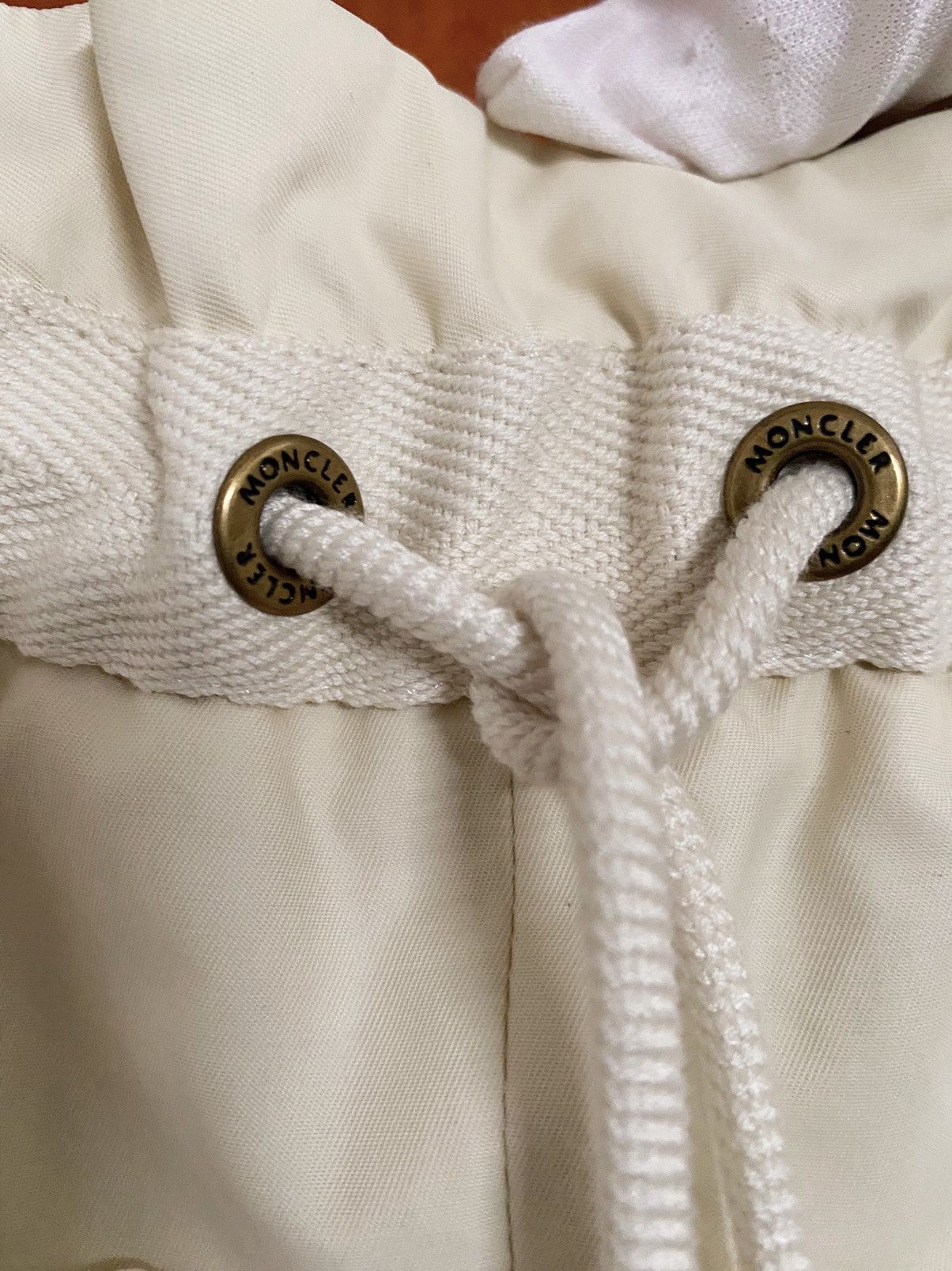 Moncler Moncler Adjustable Drawstring Shorts size 42/us size 6 Size 28" / US 6 / IT 42 - 8 Thumbnail