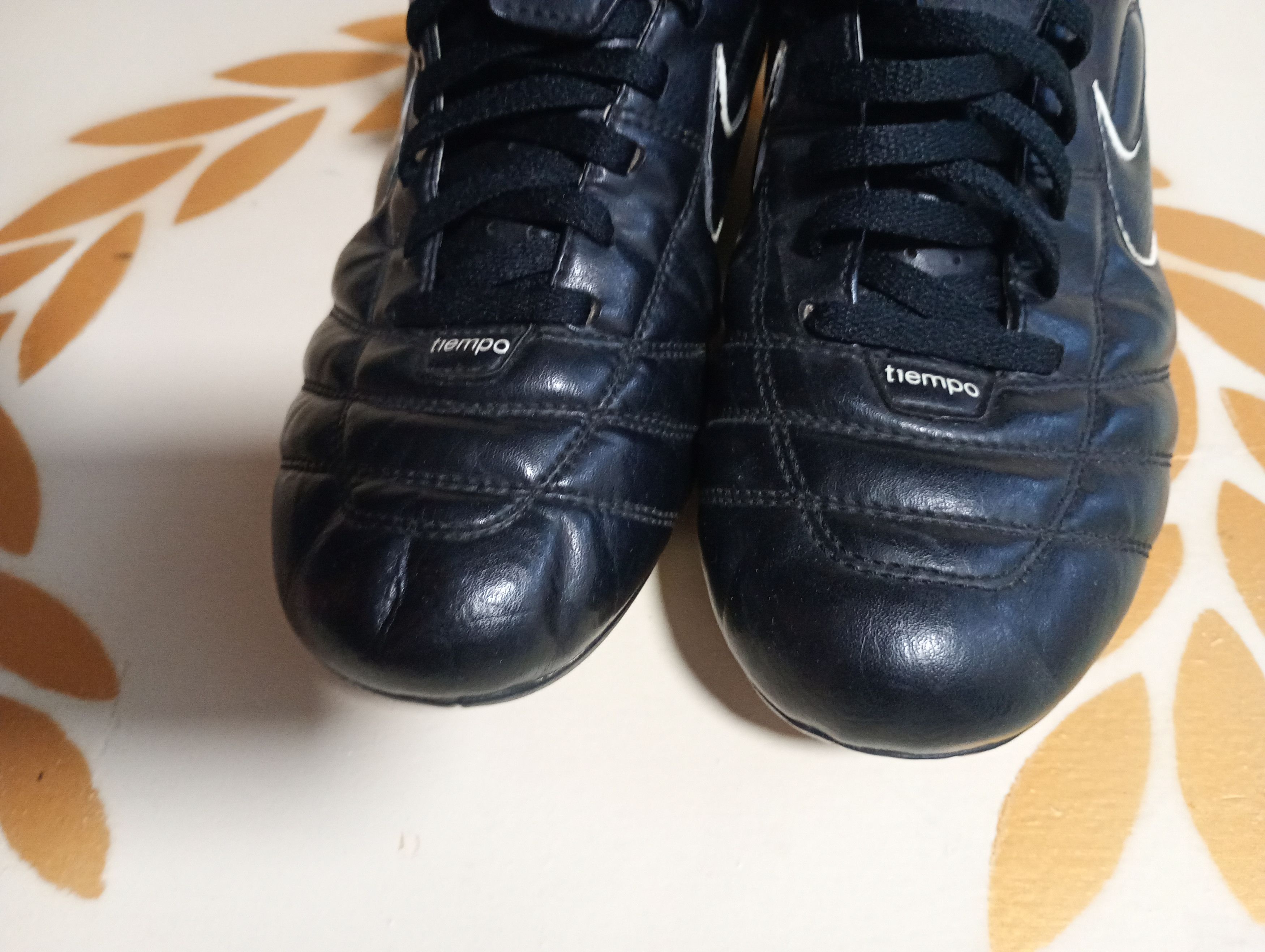Nike 2009 Nike Tiempo Versatract Soccer Cleats Size US 8.5 Size US 8.5 / EU 41-42 - 4 Thumbnail