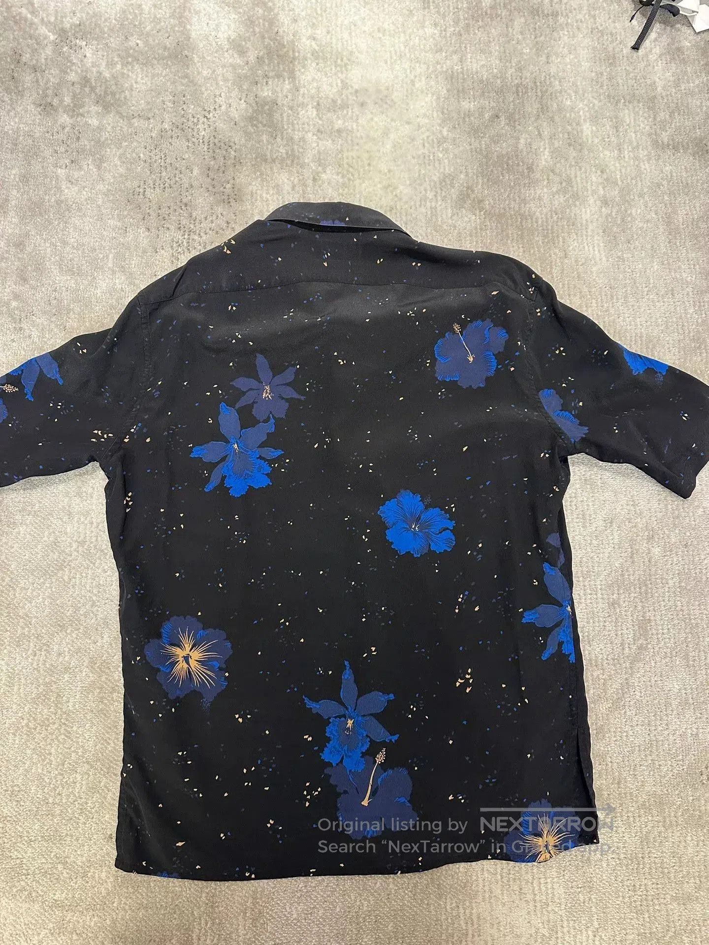 Saint Laurent Paris Saint Laurent Black Floral Short-Sleeve Shirt. Size US M / EU 48-50 / 2 - 2 Thumbnail