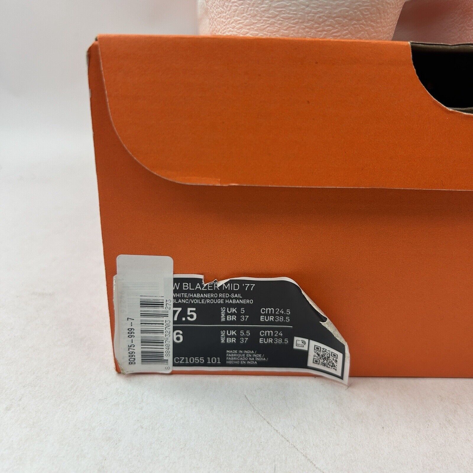 Nike Nike Blazer Mid 77’ WMNS “Habanero Red” 2024 Size US 7.5 / IT 37.5 - 5 Thumbnail