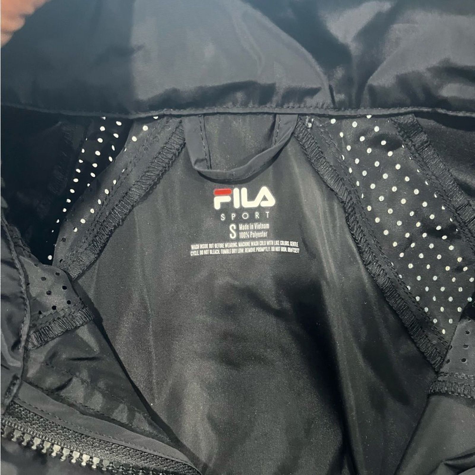 Fila NWOT Fila Womens Black Rain Jacket - Size S Size S / US 4 / IT 40 - 6 Thumbnail
