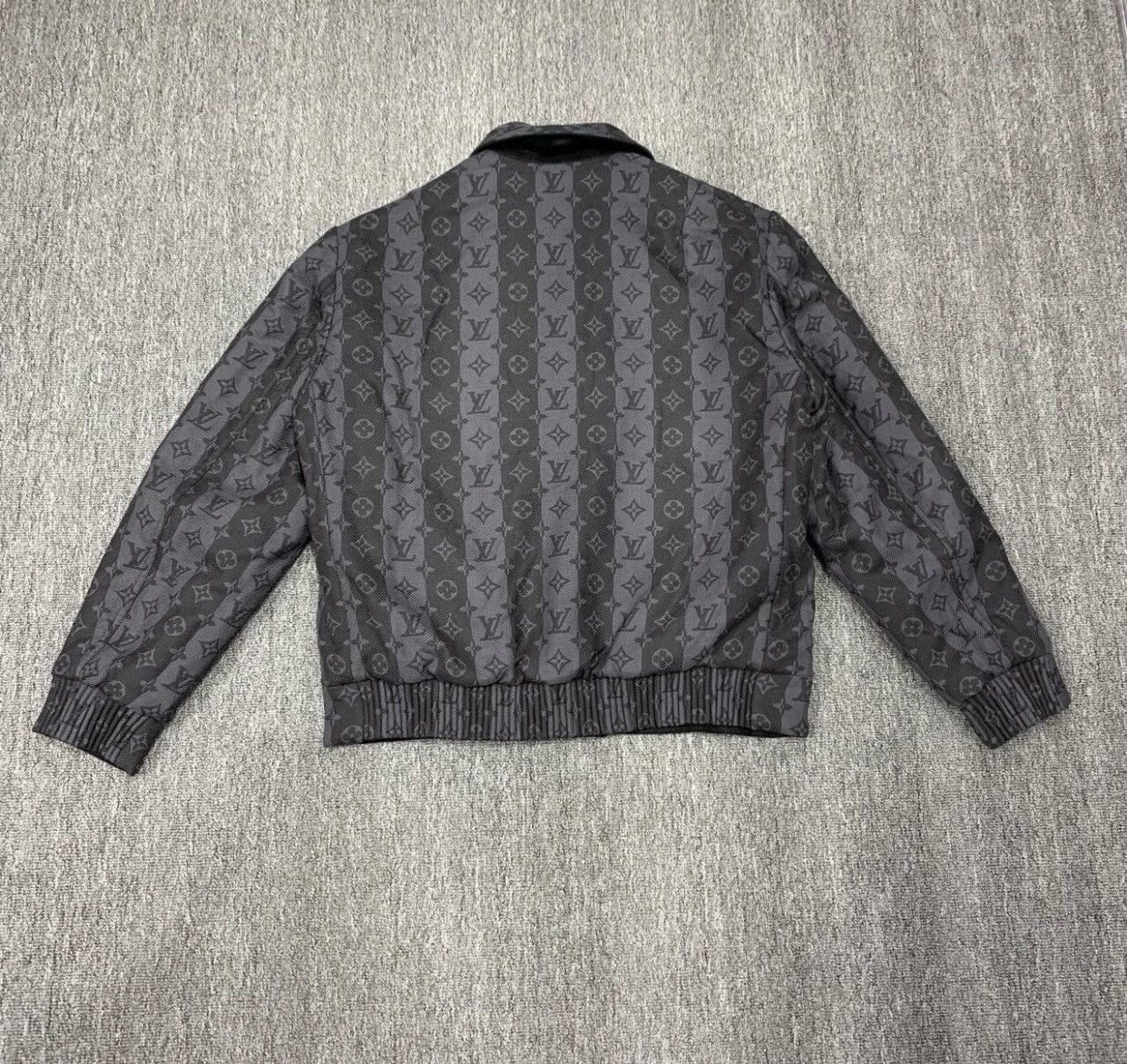Louis Vuitton Louis Vuitton X Nigo collaboration double-sided jacket Size US S / EU 44-46 / 1 - 4 Thumbnail