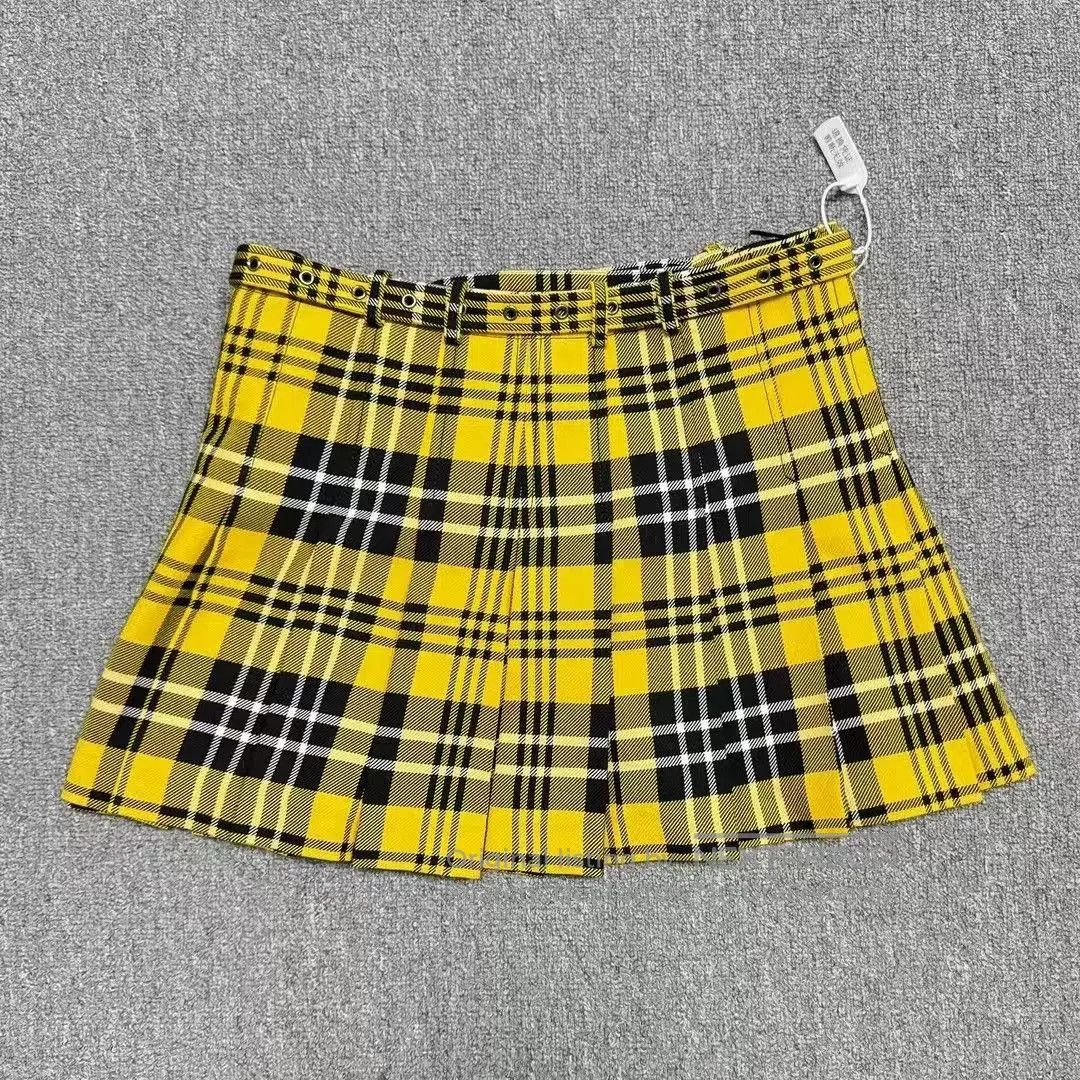 Dior christian dior yellow plaid mini skirt. Size US 38 / EU 54 - 2 Thumbnail
