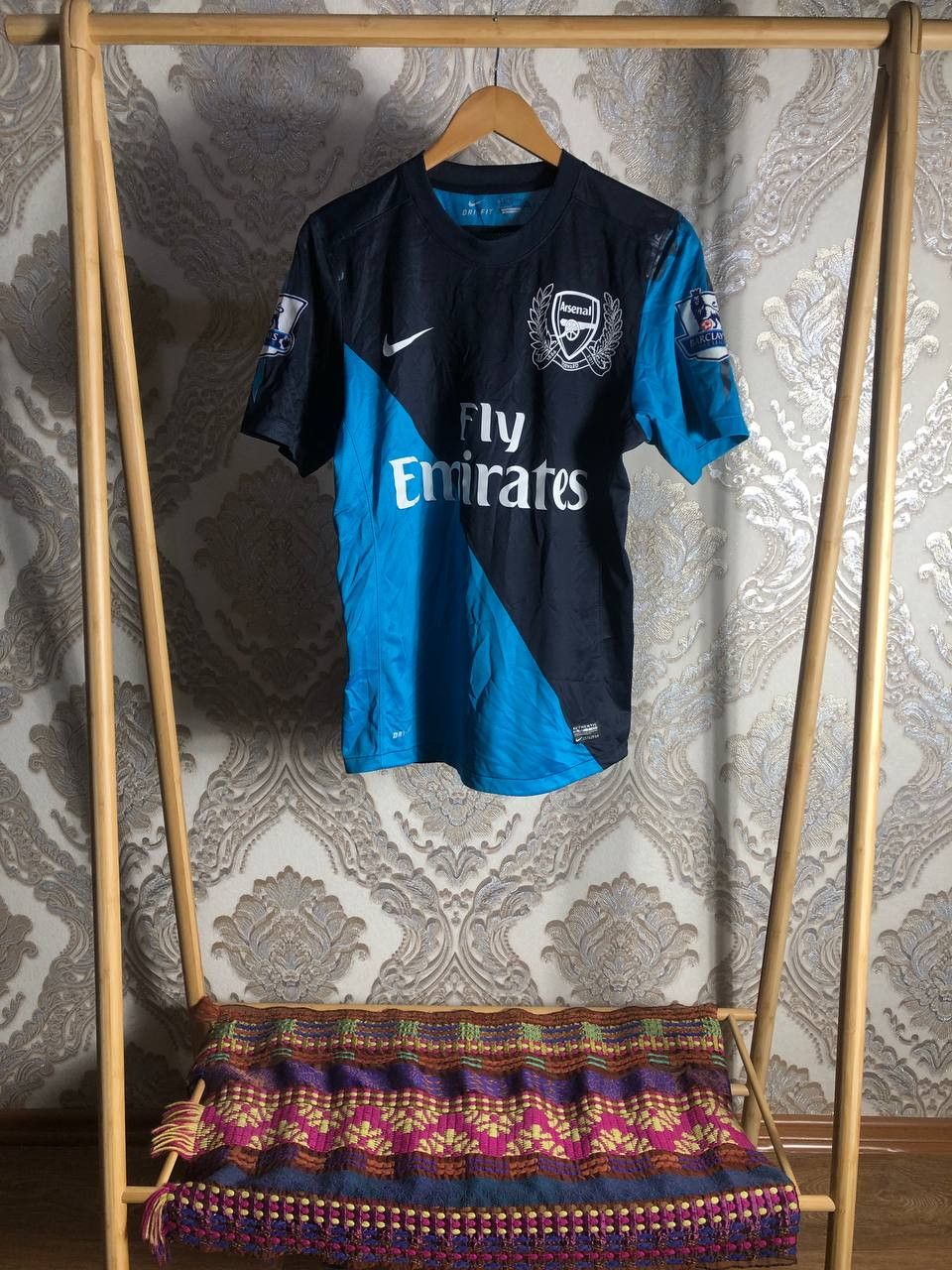 Nike Vintage Nike FC Arsenal London England Soccer Jersey Retro Size US M / EU 48-50 / 2 - 2 Thumbnail