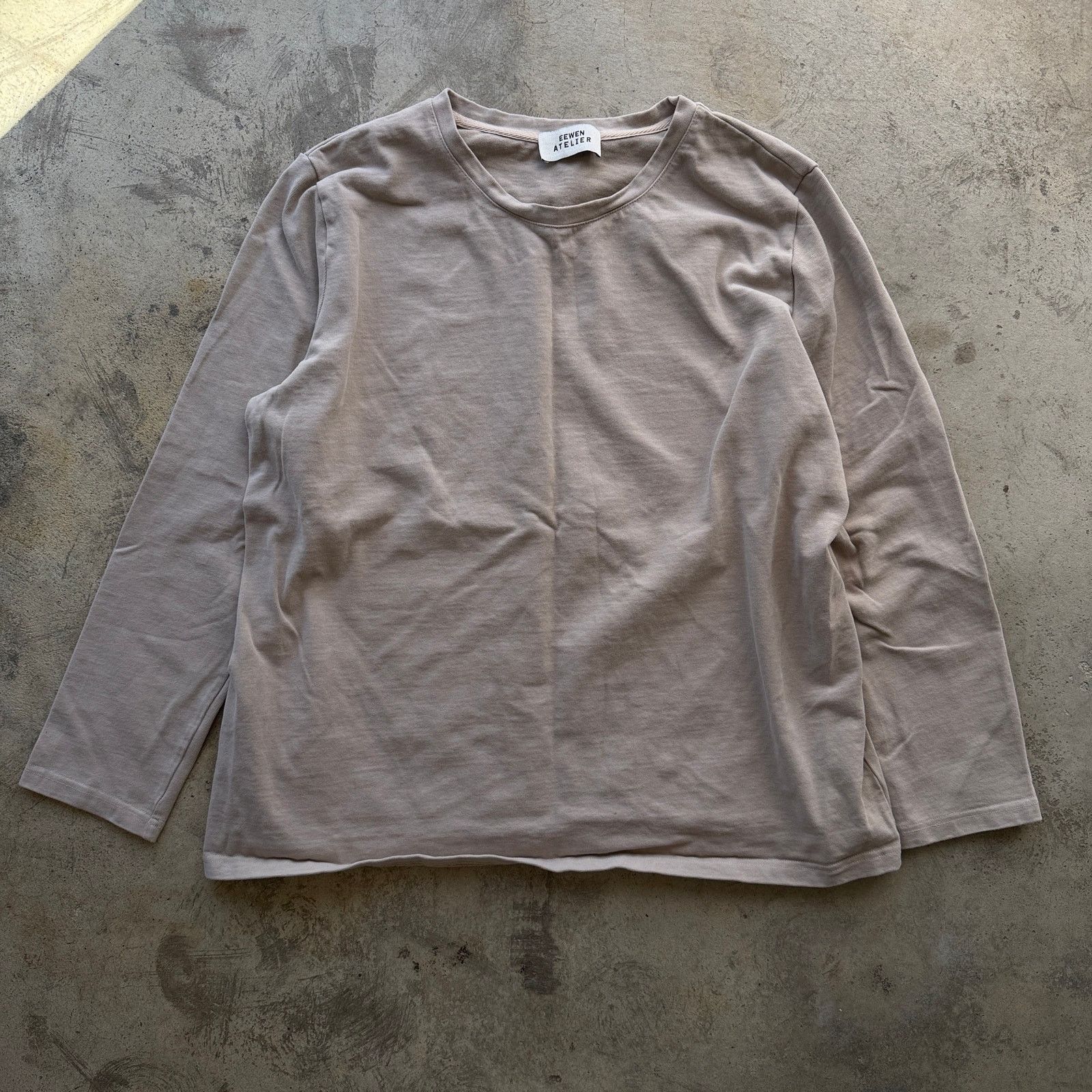 Other Designer EEWEN ATELIER Long Sleeve Crewneck Shirt Taupe Size US L / EU 52-54 / 3 - 1 Thumbnail