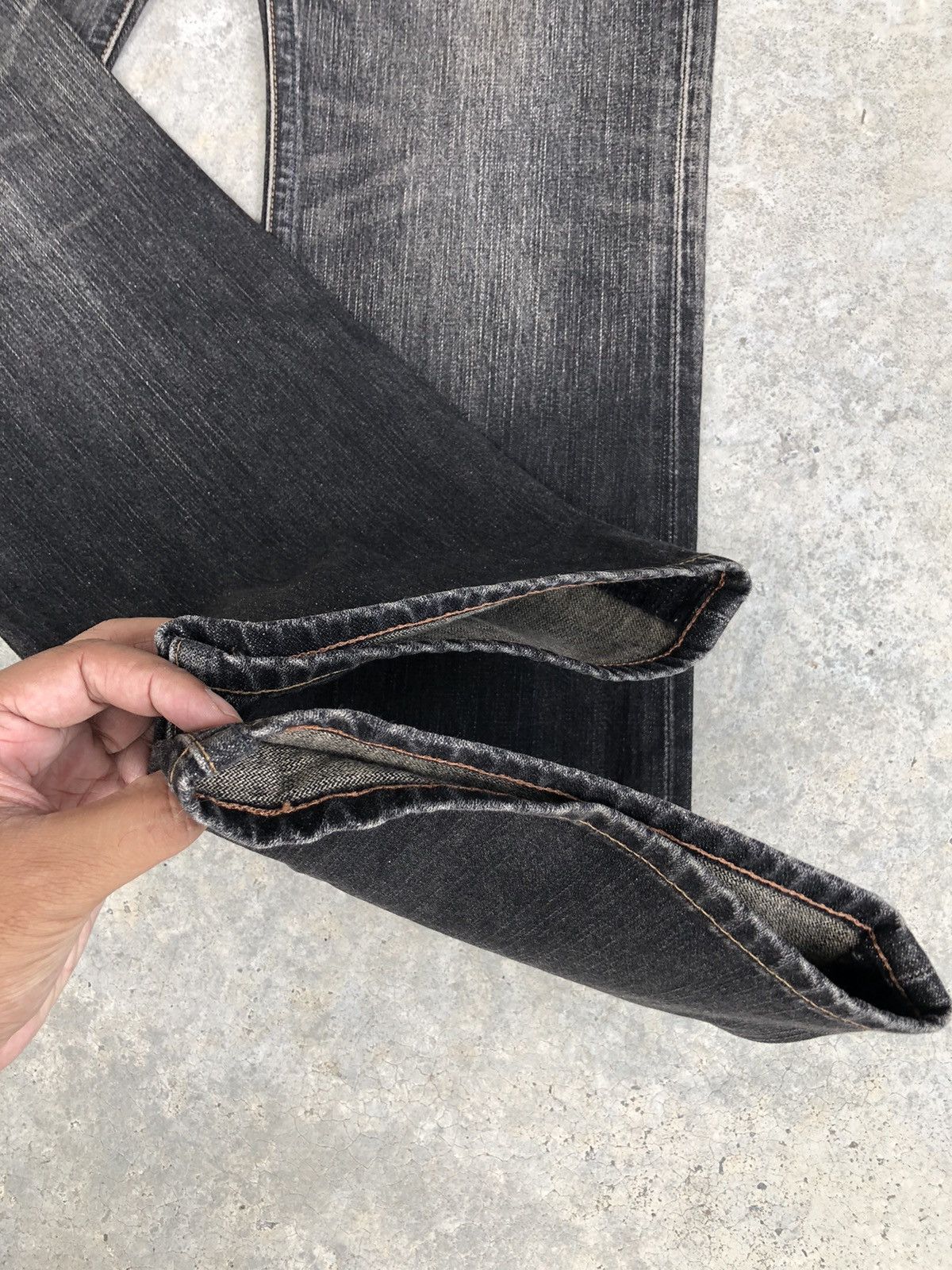 Wrangler Wrangler Flared Jeans Distressed Distressed Jeans Size US 33 - 13 Thumbnail