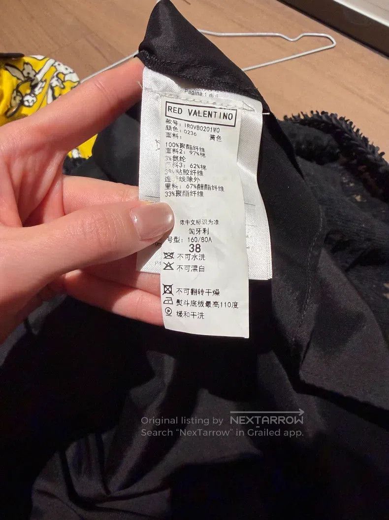 Valentino Valentino dress Size XS / US 0-2 / IT 36-38 - 4 Thumbnail