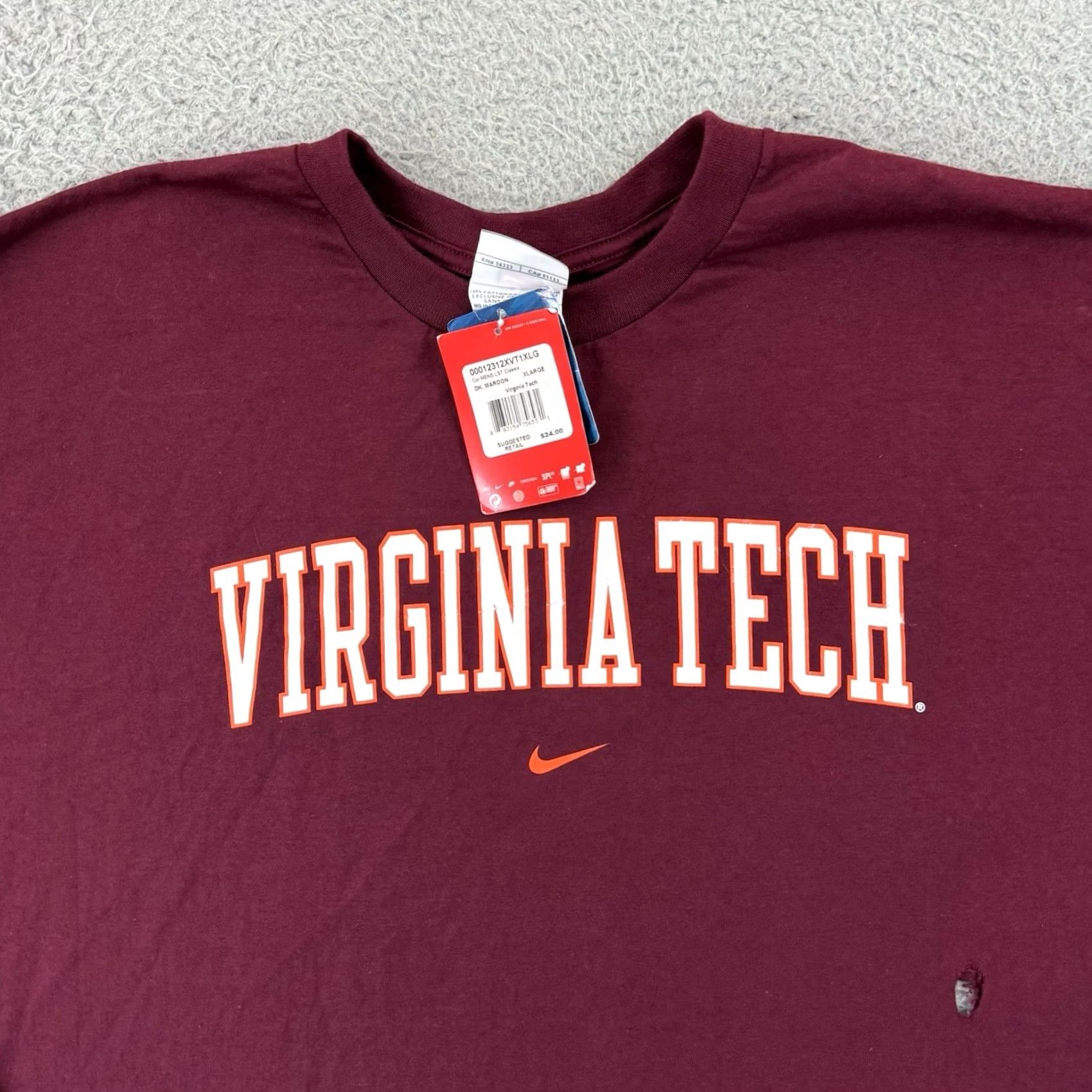 Nike VINTAGE Nike Virginia Tech Hokies Shirt Men XL 90s Long Sleeve Center Swoosh Red NCAA College USA Football Size US XL / EU 56 / 4 - 3 Thumbnail