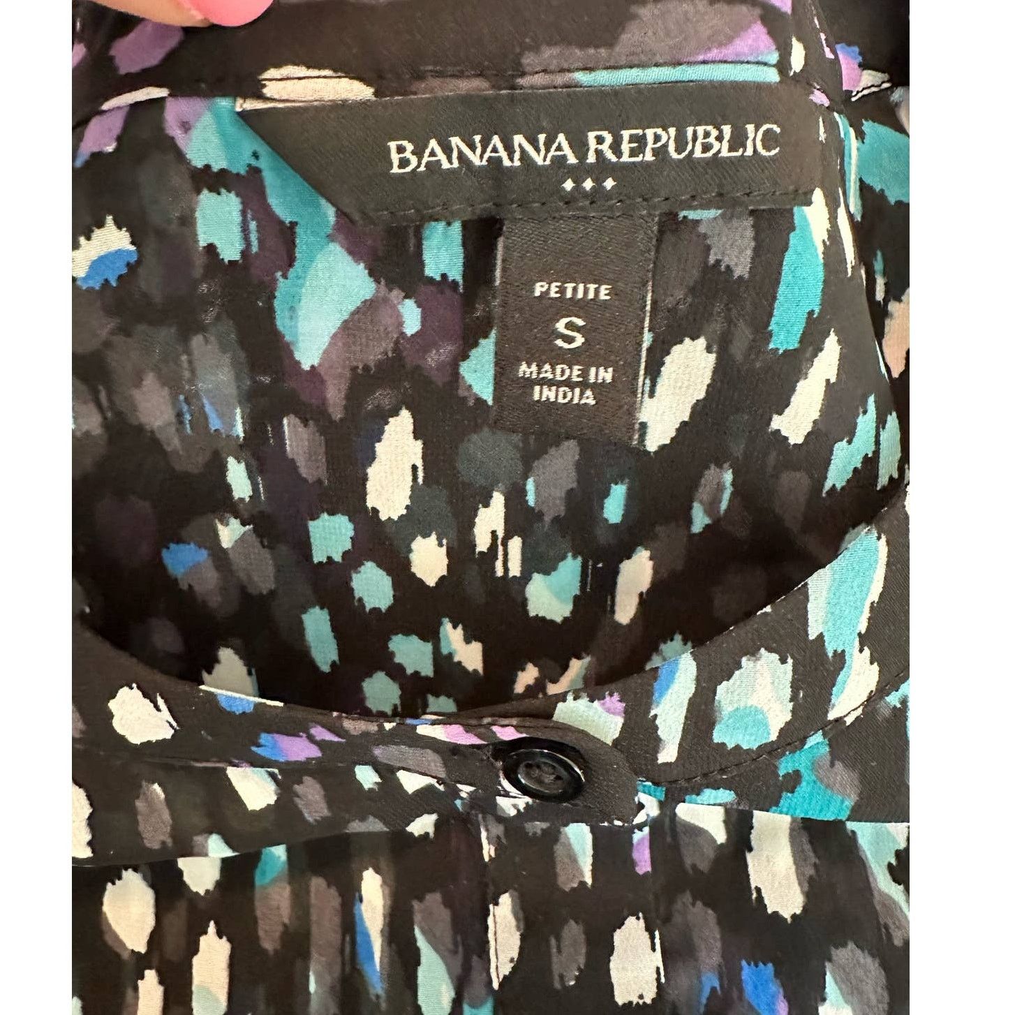 Banana Republic Banana Republic Sheer Button Down Blouse Size PS Size S / US 4 / IT 40 - 3 Thumbnail